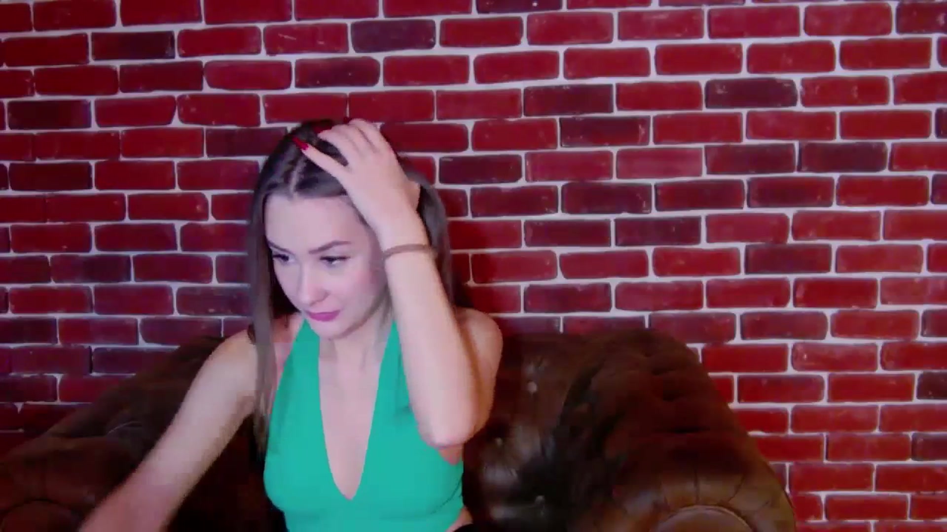 Gallery image thumbnail from Radiance's myfreecams stream on, 12/03/2023, 13:50 image 14 of 20
