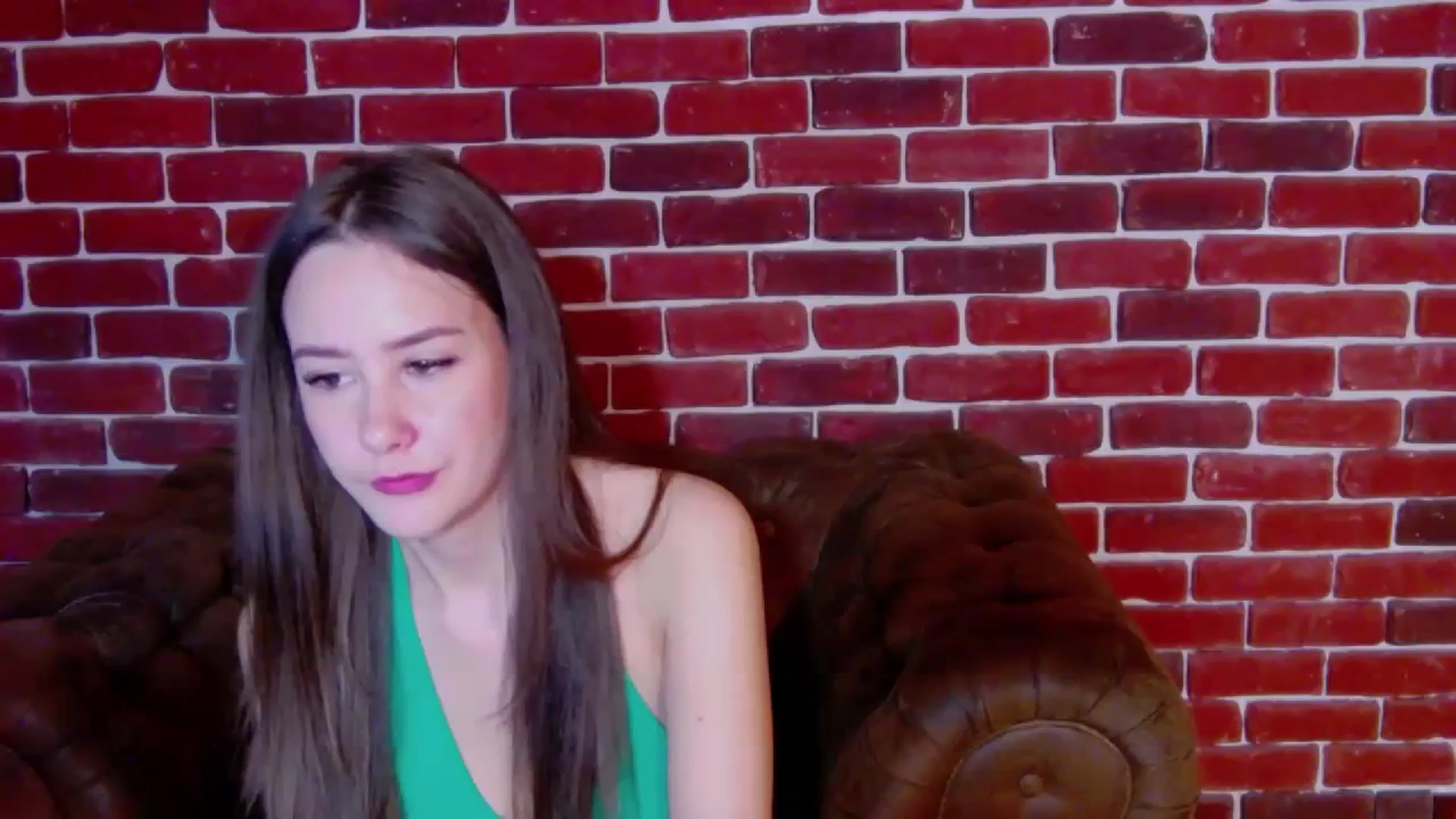 Gallery image thumbnail from Radiance's myfreecams stream on, 12/03/2023, 15:34 image 18 of 20