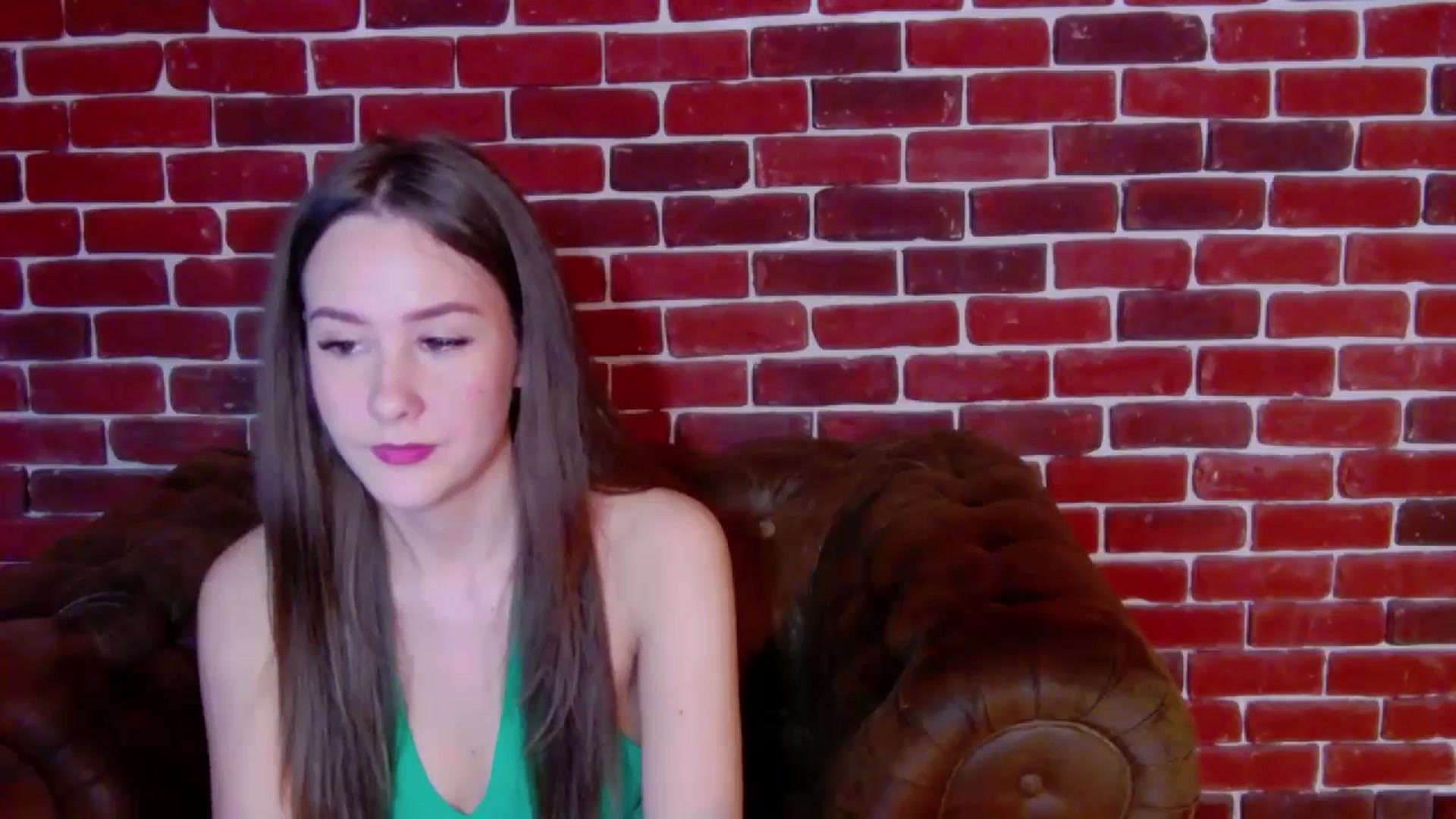 Gallery image thumbnail from Radiance's myfreecams stream on, 12/03/2023, 15:34 image 19 of 20