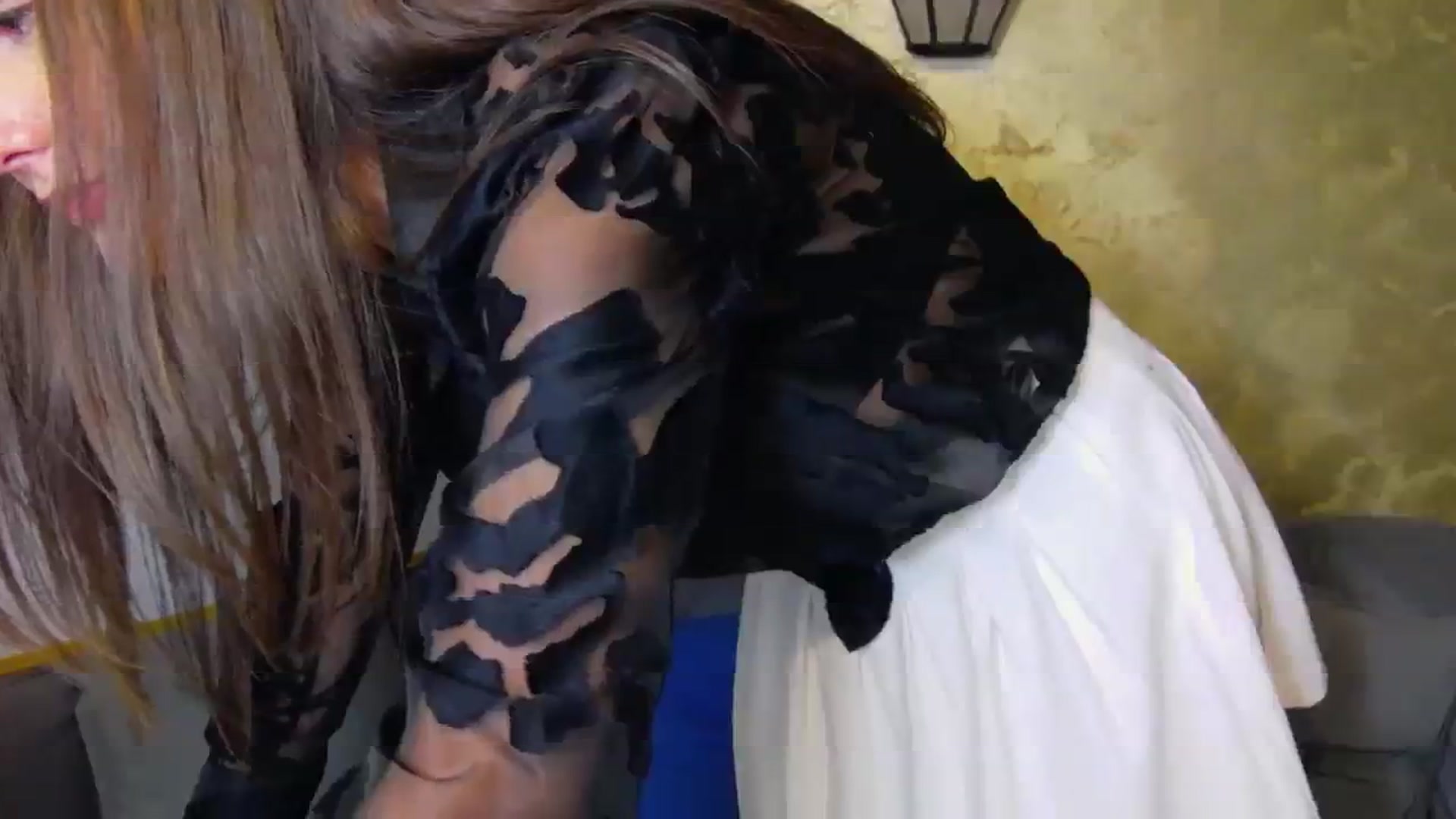 Gallery image thumbnail from Radiance's myfreecams stream on, 12/06/2023, 17:55 image 3 of 20