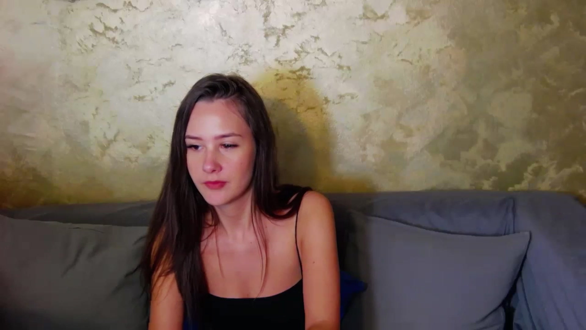 Gallery image thumbnail from Radiance's myfreecams stream on, 12/07/2023, 21:33 image 14 of 20