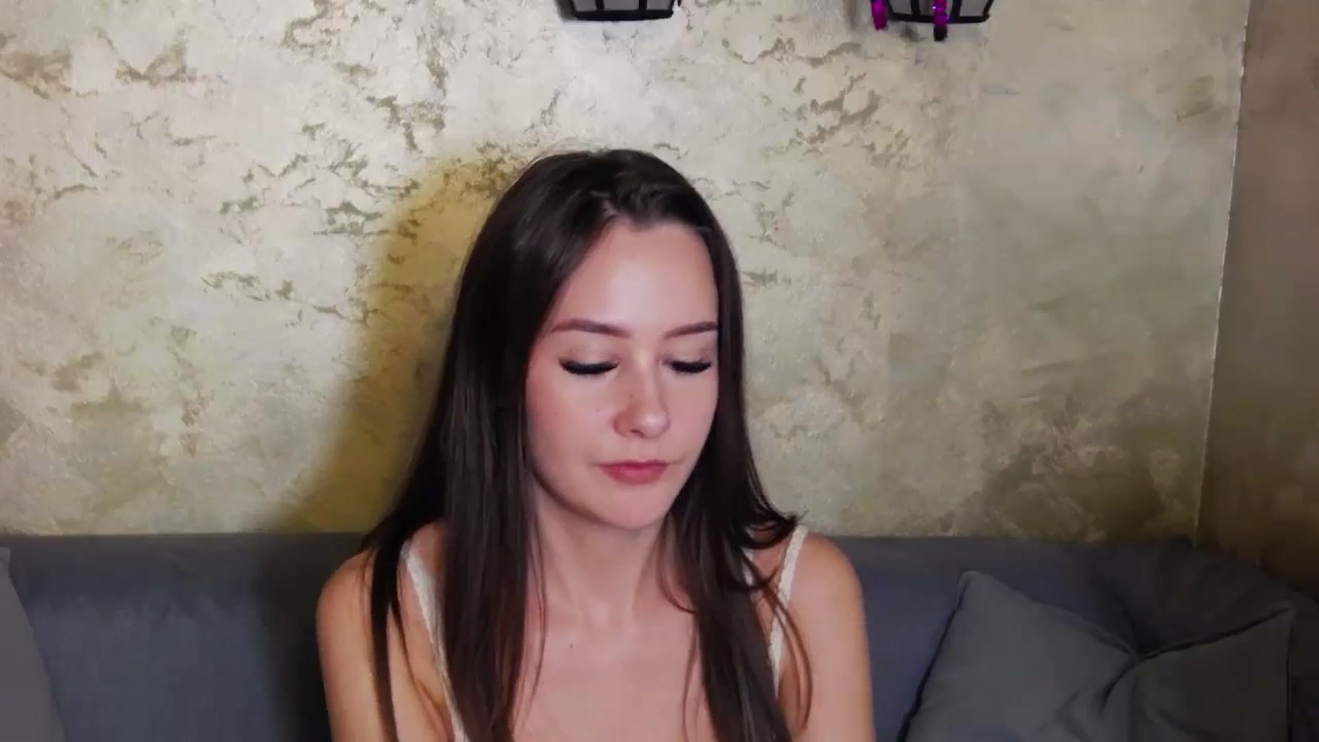 Gallery image thumbnail from Radiance's myfreecams stream on, 12/13/2023, 19:58 image 20 of 20