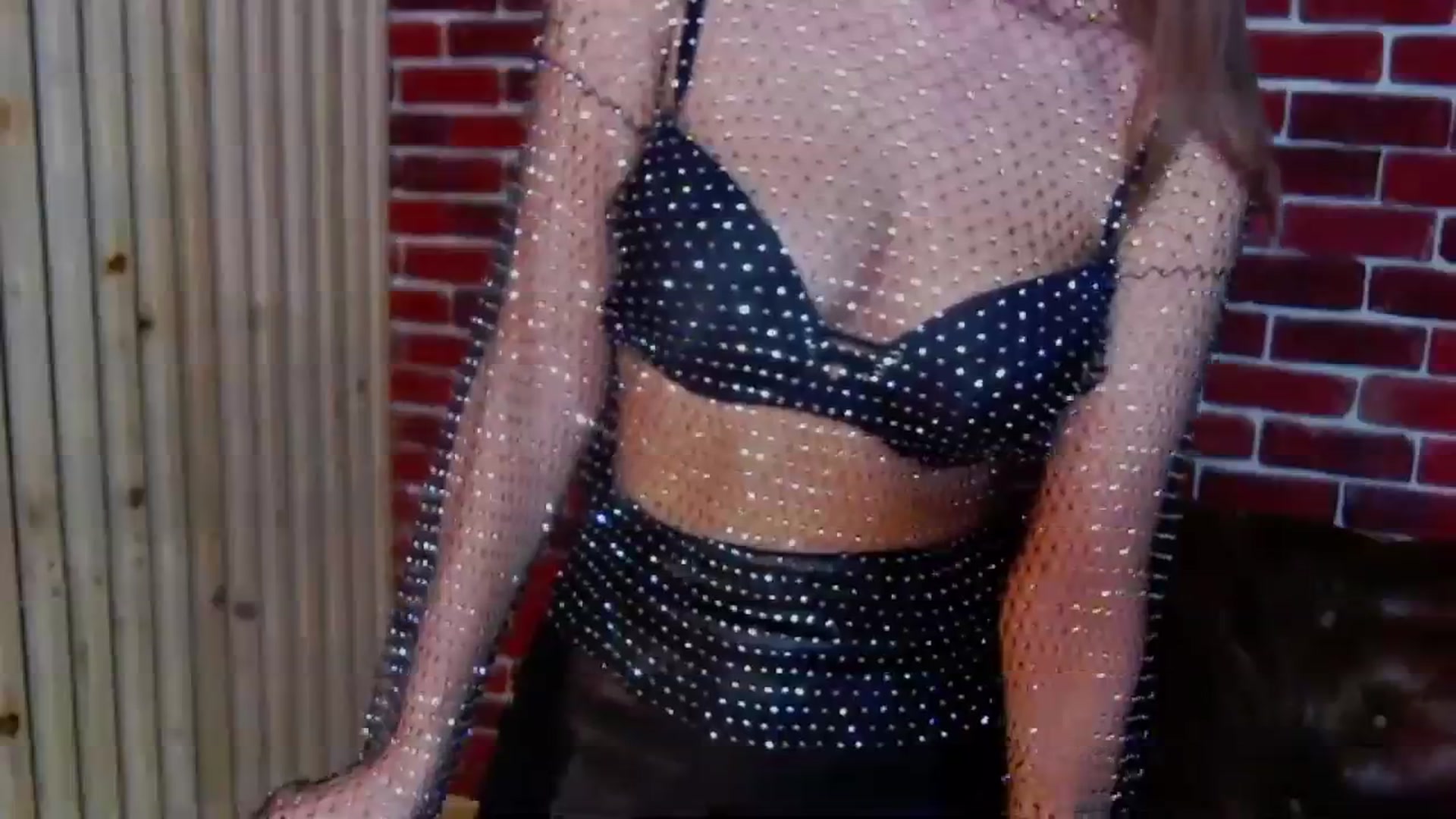 Gallery image thumbnail from Radiance's myfreecams stream on, 12/14/2023, 20:23 image 12 of 20