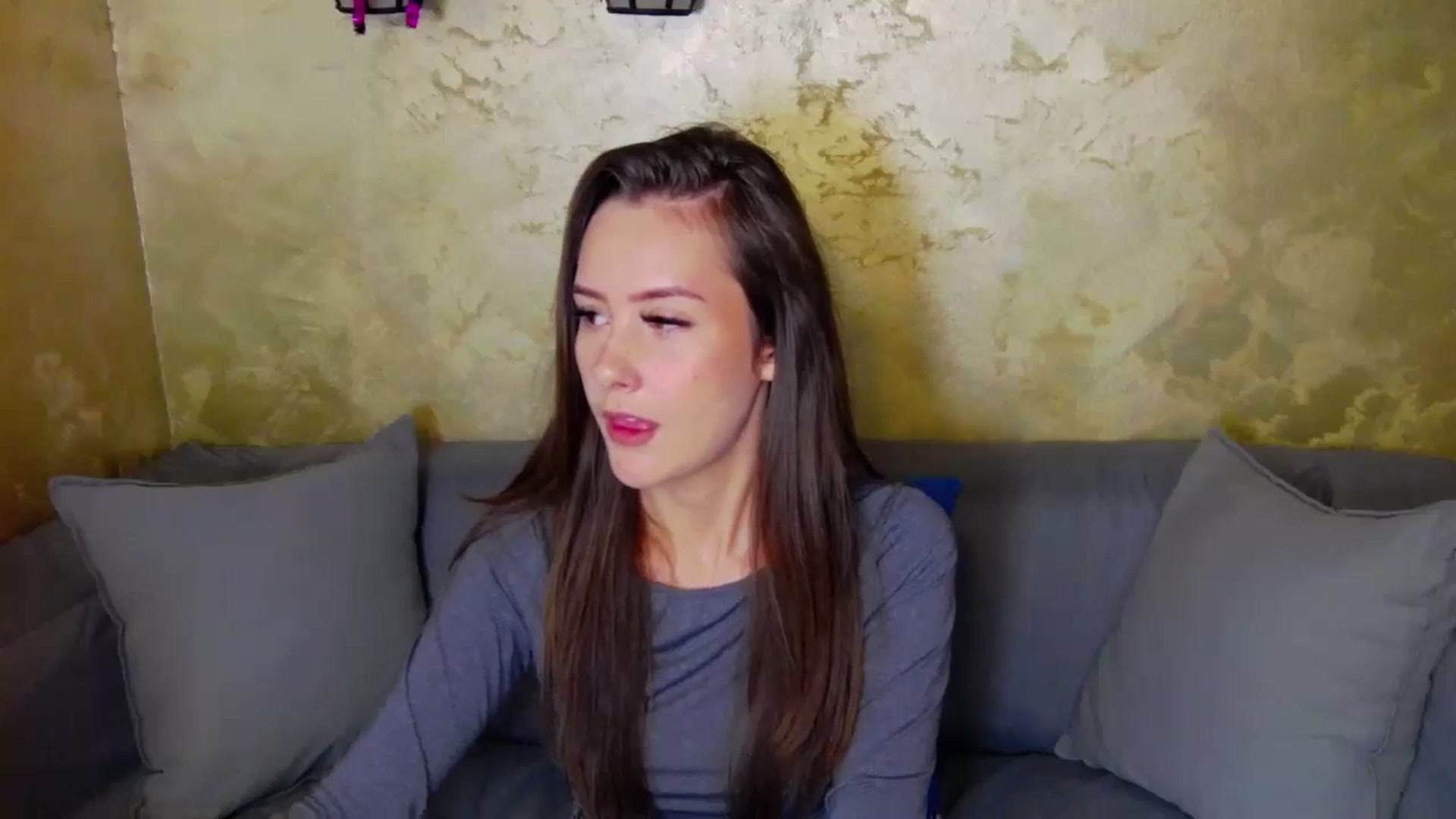 Gallery image thumbnail from Radiance's myfreecams stream on, 12/15/2023, 15:48 image 8 of 20
