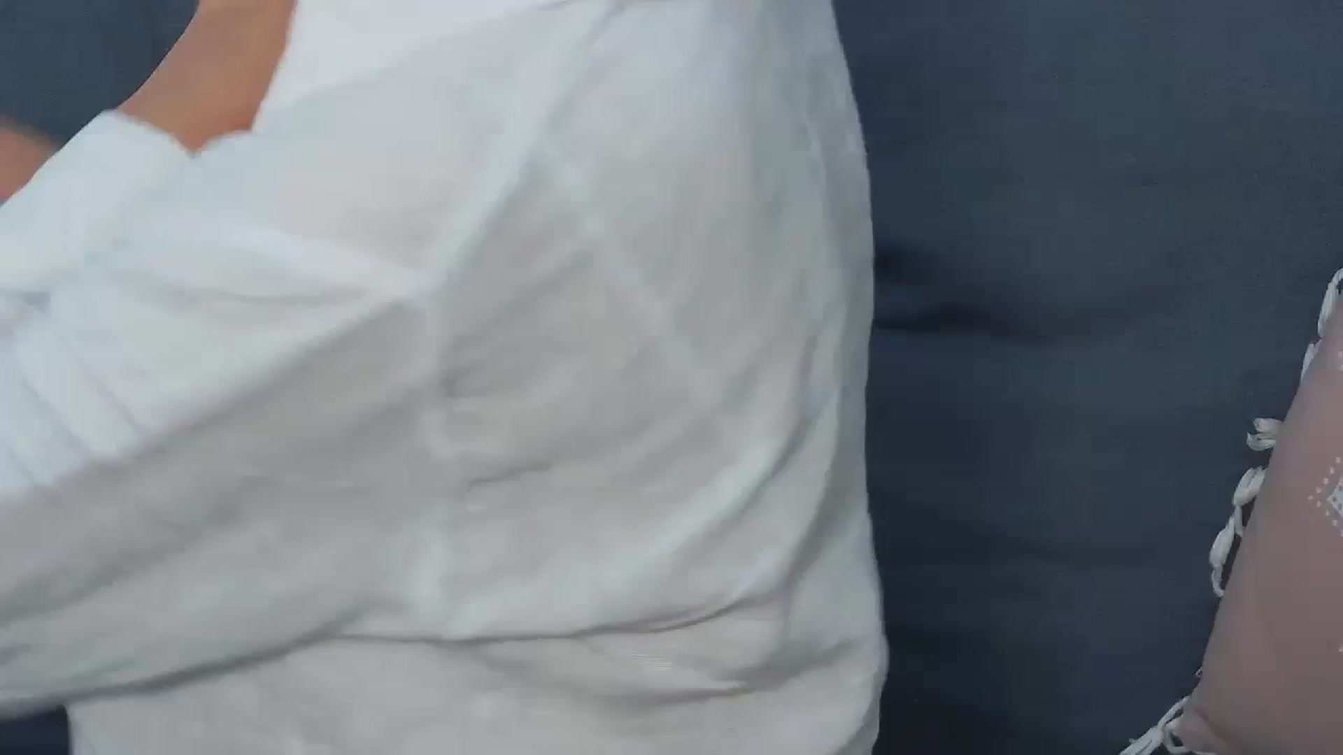 Gallery image thumbnail from Radiance's myfreecams stream on, 12/18/2023, 18:49 image 7 of 20