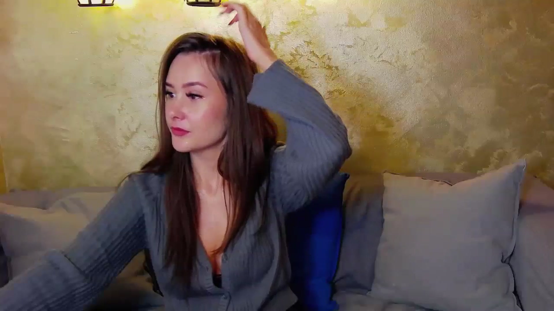 Gallery image thumbnail from Radiance's myfreecams stream on, 12/21/2023, 15:45 image 19 of 20