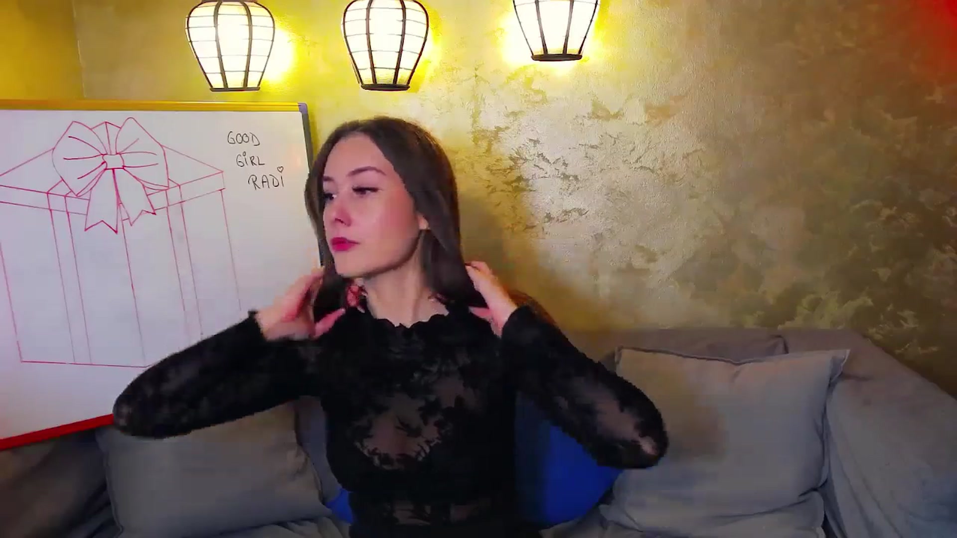 Gallery image thumbnail from Radiance's myfreecams stream on, 12/22/2023, 14:18 image 7 of 20