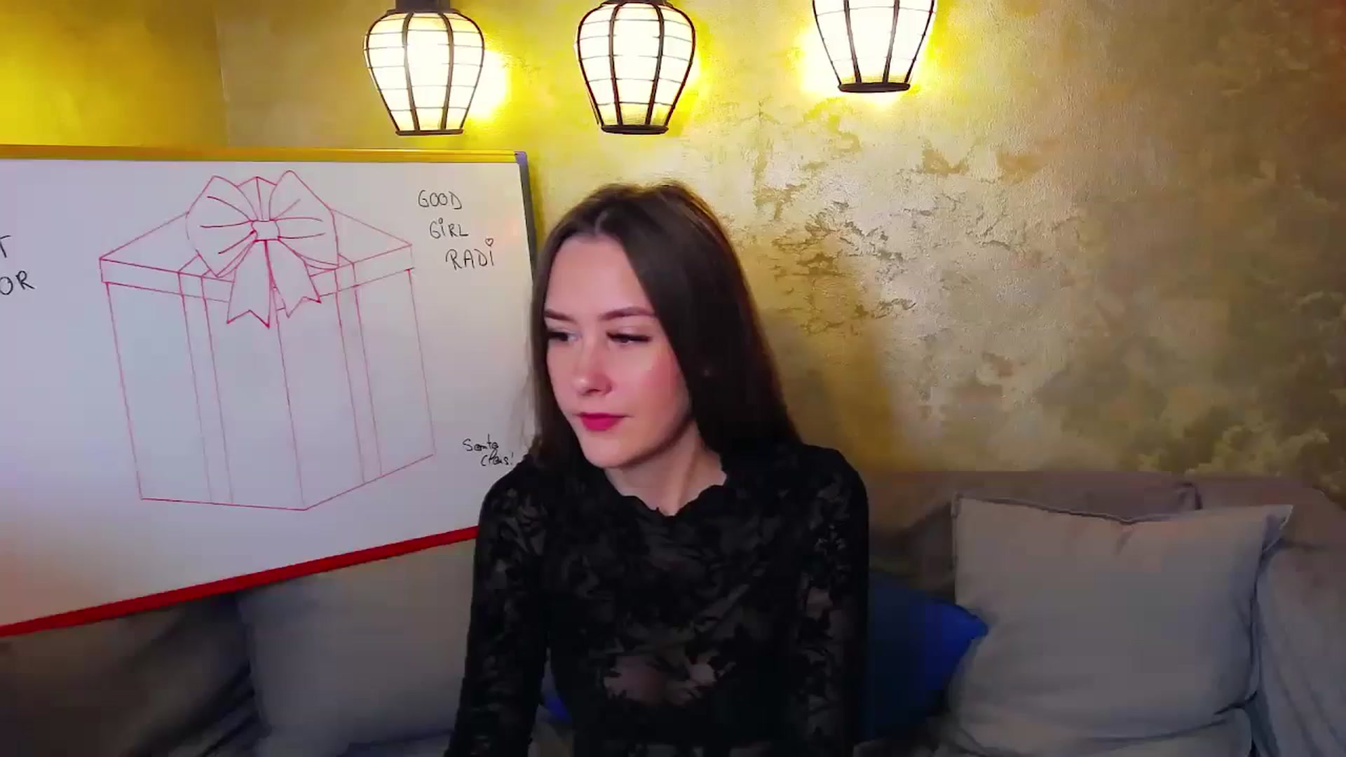 Gallery image thumbnail from Radiance's myfreecams stream on, 12/22/2023, 14:18 image 6 of 20
