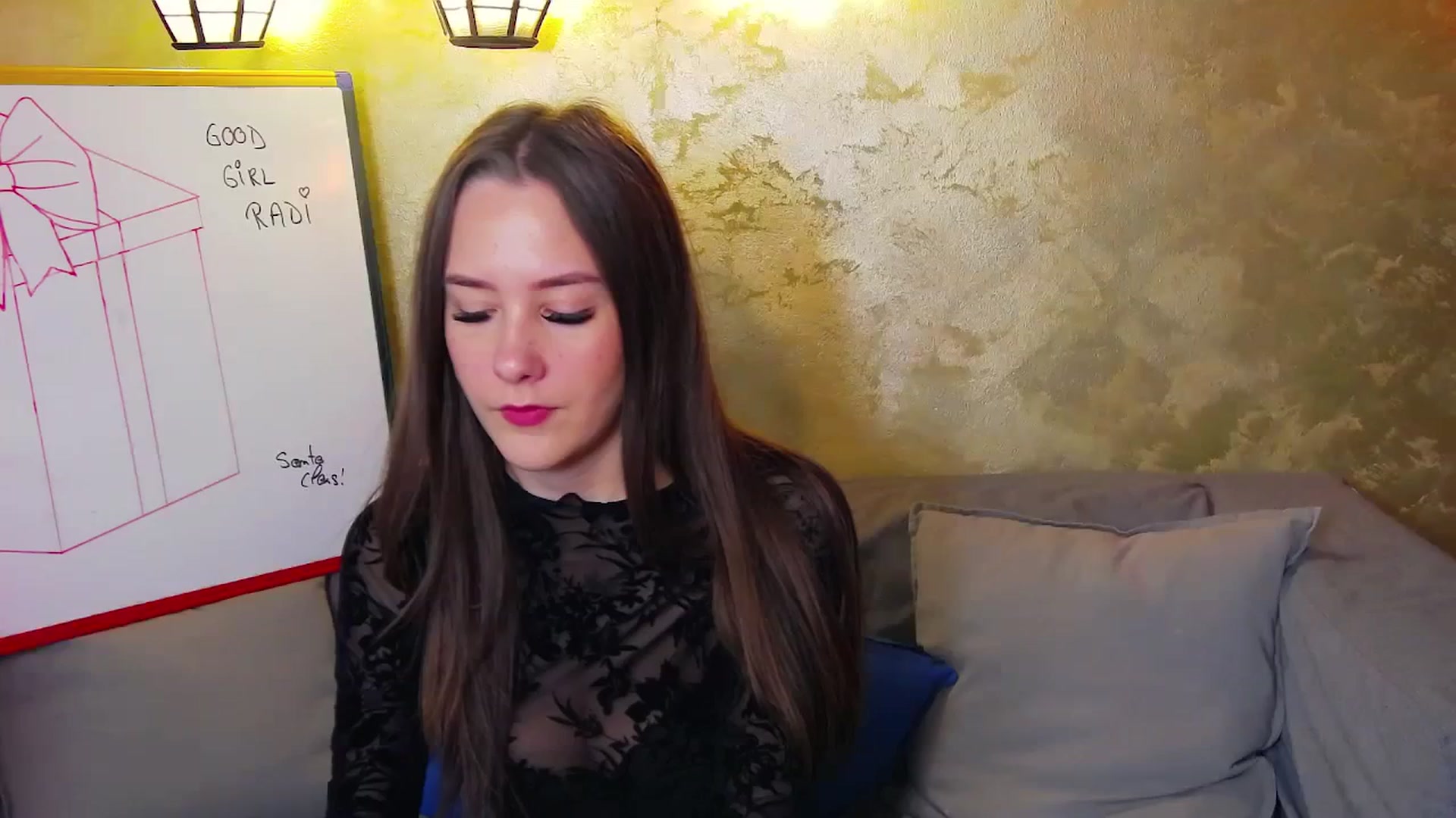 Gallery image thumbnail from Radiance's myfreecams stream on, 12/22/2023, 14:18 image 13 of 20