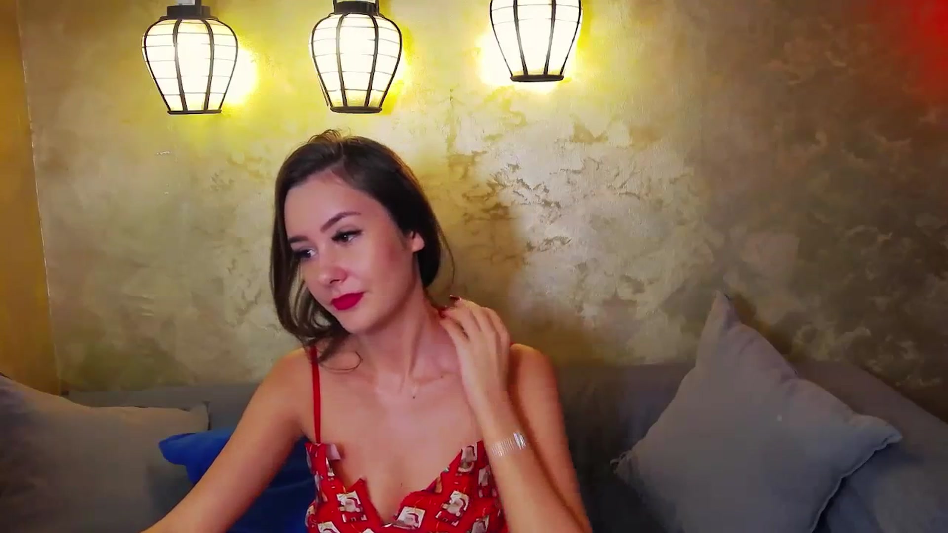 Gallery image thumbnail from Radiance's myfreecams stream on, 12/23/2023, 15:33 image 14 of 20