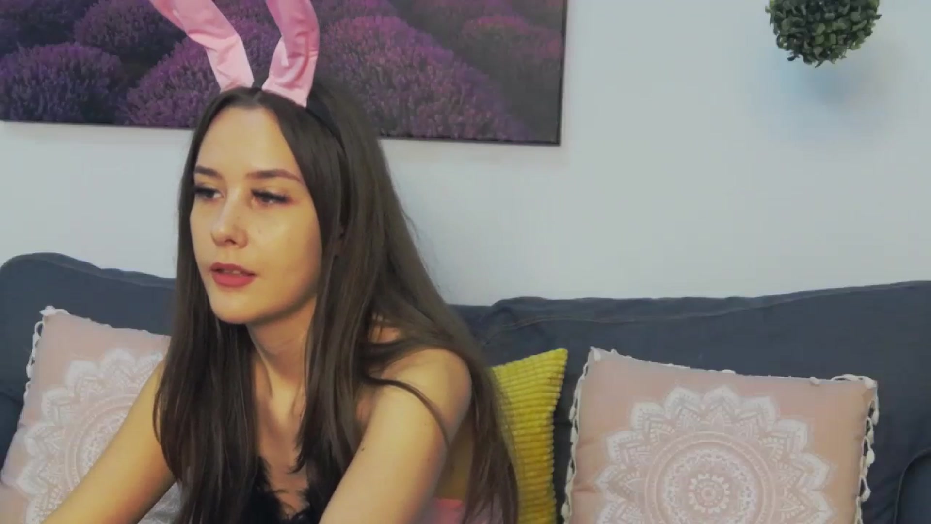 Gallery image thumbnail from Radiance's myfreecams stream on, 12/27/2023, 15:07 image 10 of 20