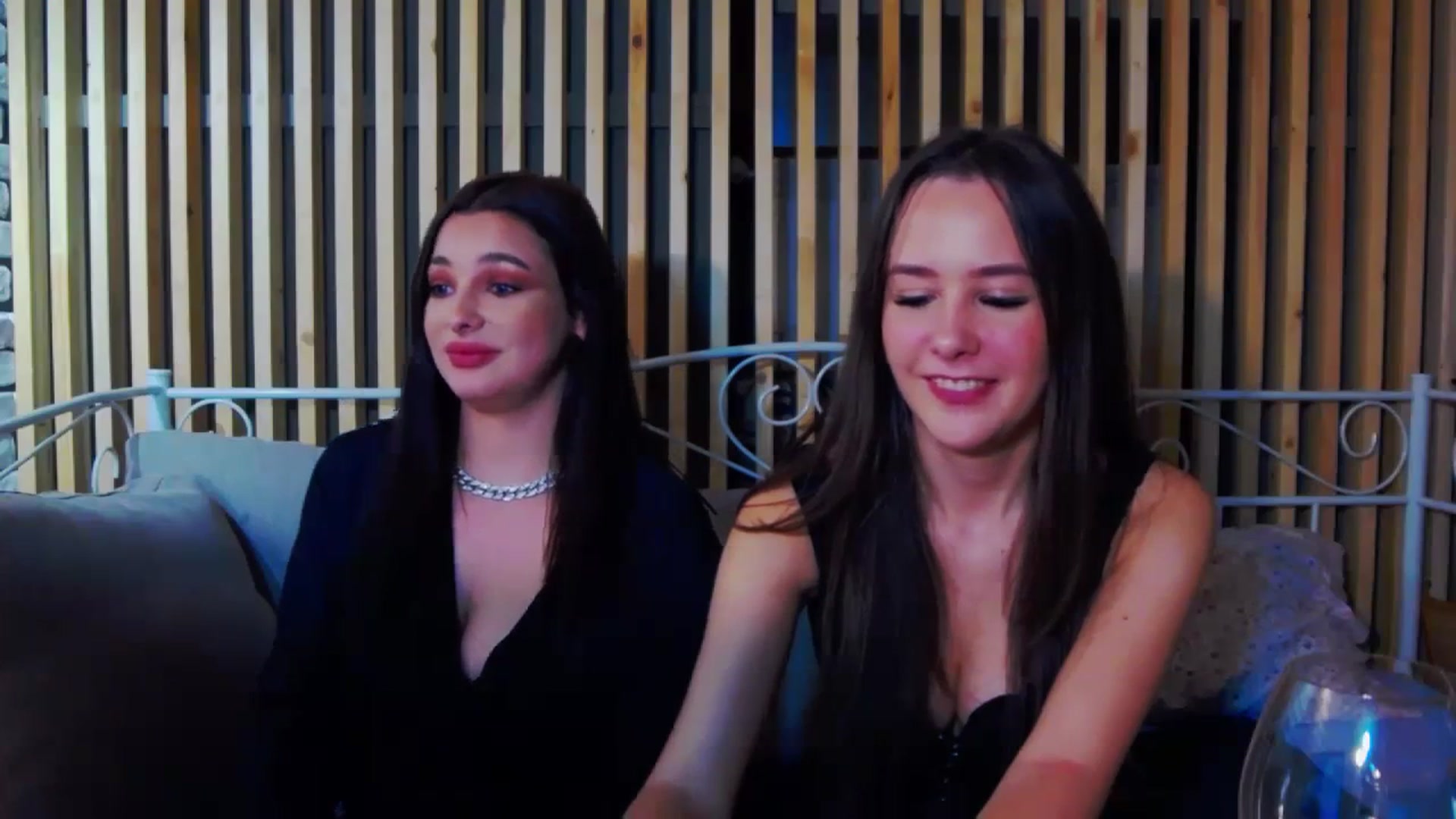 Gallery image thumbnail from Radiance's myfreecams stream on, 12/28/2023, 17:53 image 4 of 20