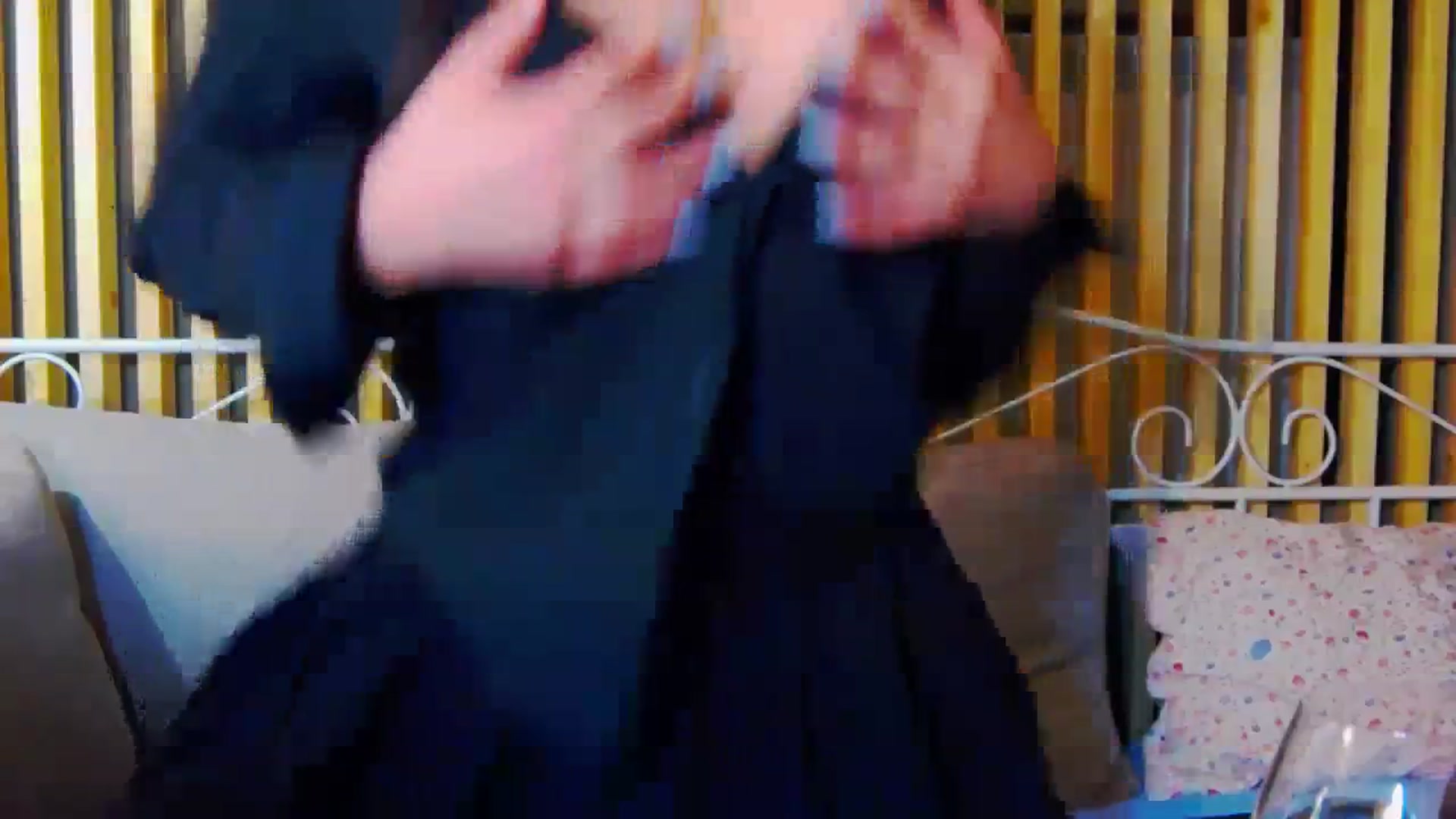 Gallery image thumbnail from Radiance's myfreecams stream on, 12/28/2023, 17:53 image 17 of 20