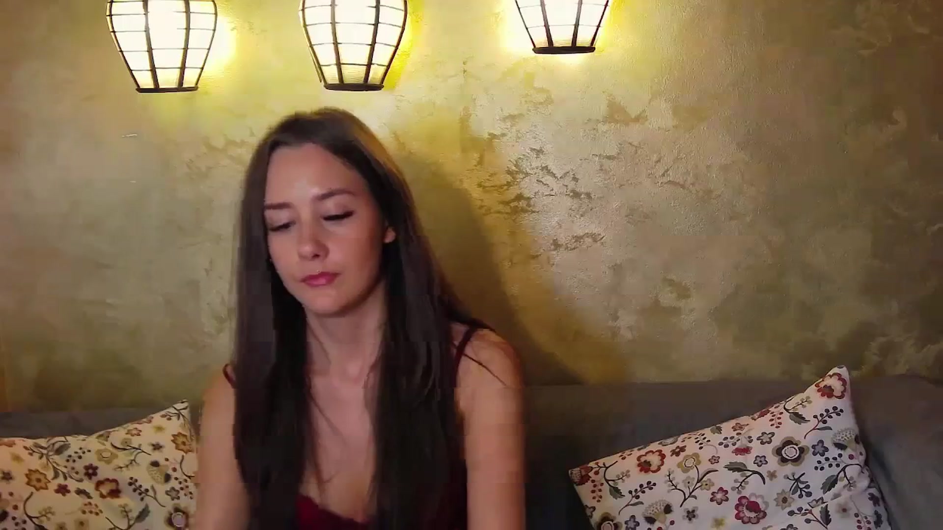 Gallery image thumbnail from Radiance's myfreecams stream on, 12/29/2023, 20:30 image 11 of 20