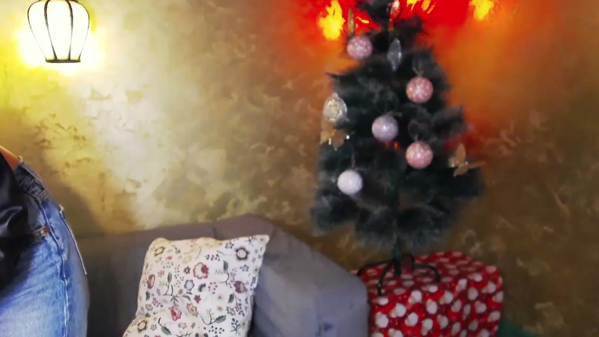 Gallery image thumbnail from Radiance's myfreecams stream on, 01/02/2024, 16:46 image 13 of 20