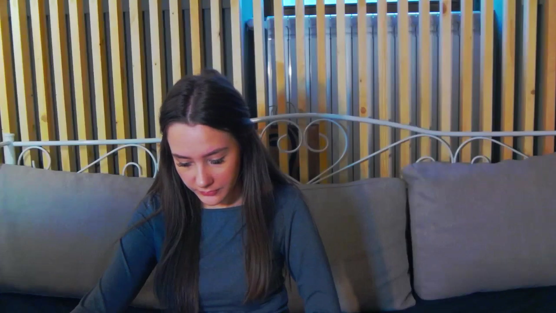 Gallery image thumbnail from Radiance's myfreecams stream on, 01/03/2024, 14:08 image 4 of 20