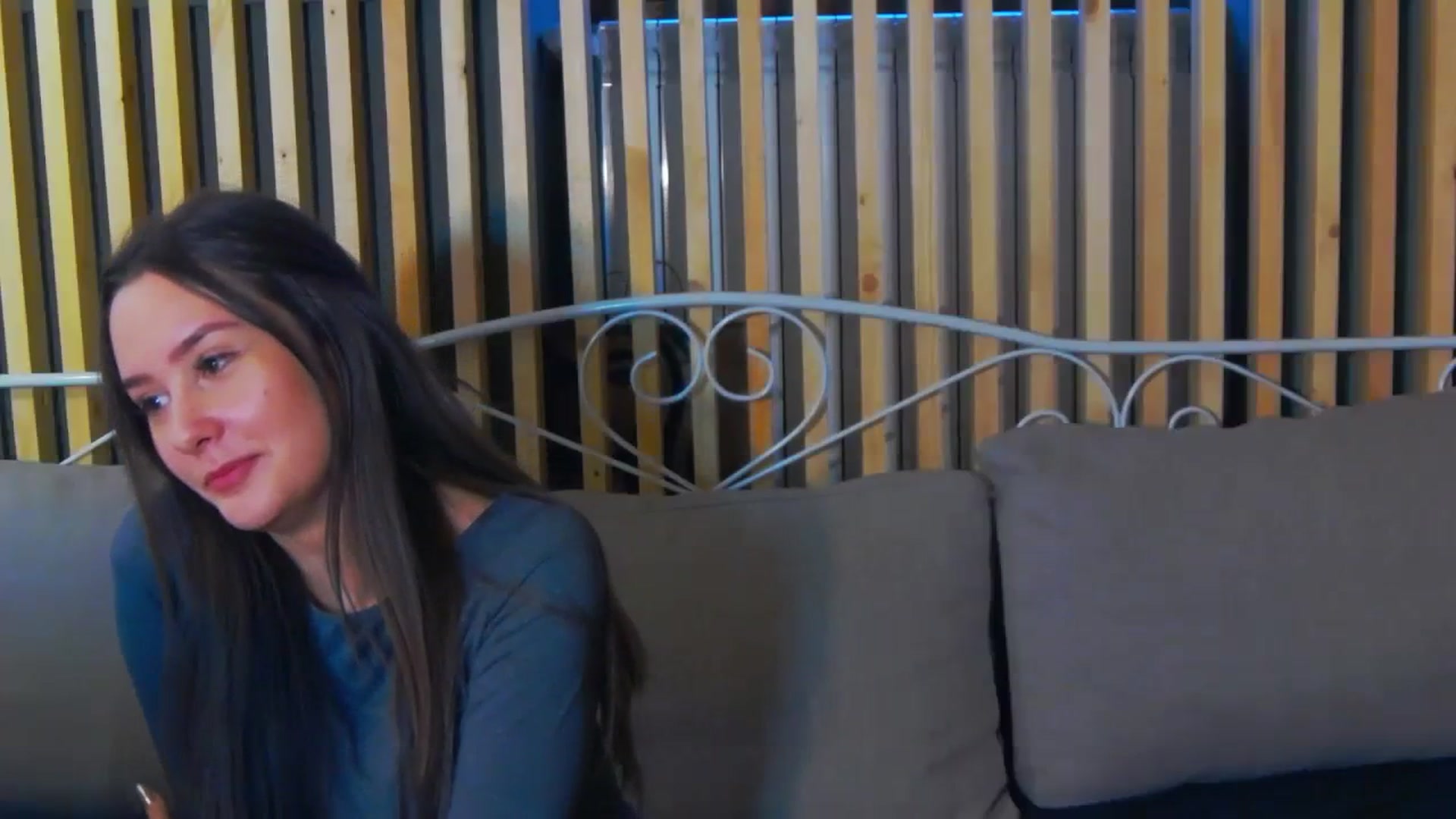Gallery image thumbnail from Radiance's myfreecams stream on, 01/03/2024, 14:39 image 11 of 20