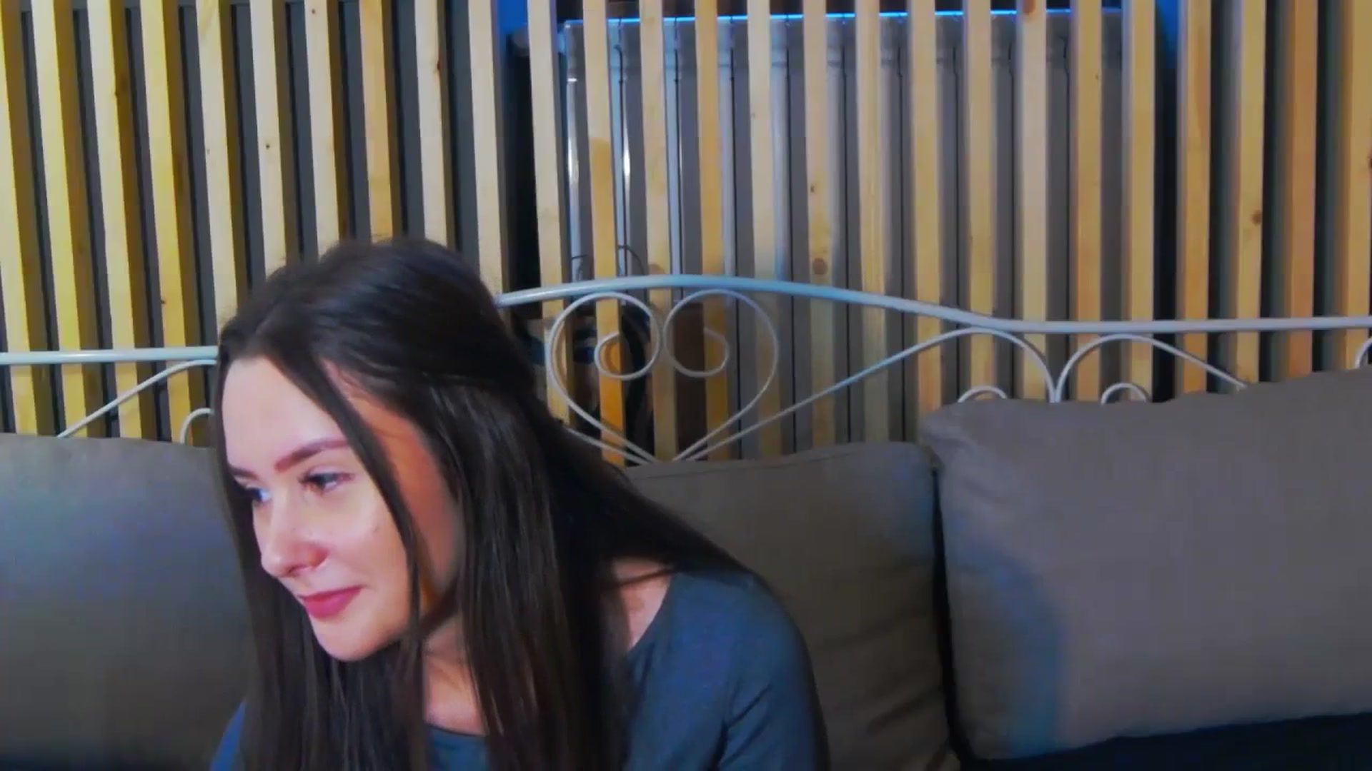 Gallery image thumbnail from Radiance's myfreecams stream on, 01/03/2024, 14:39 image 12 of 20