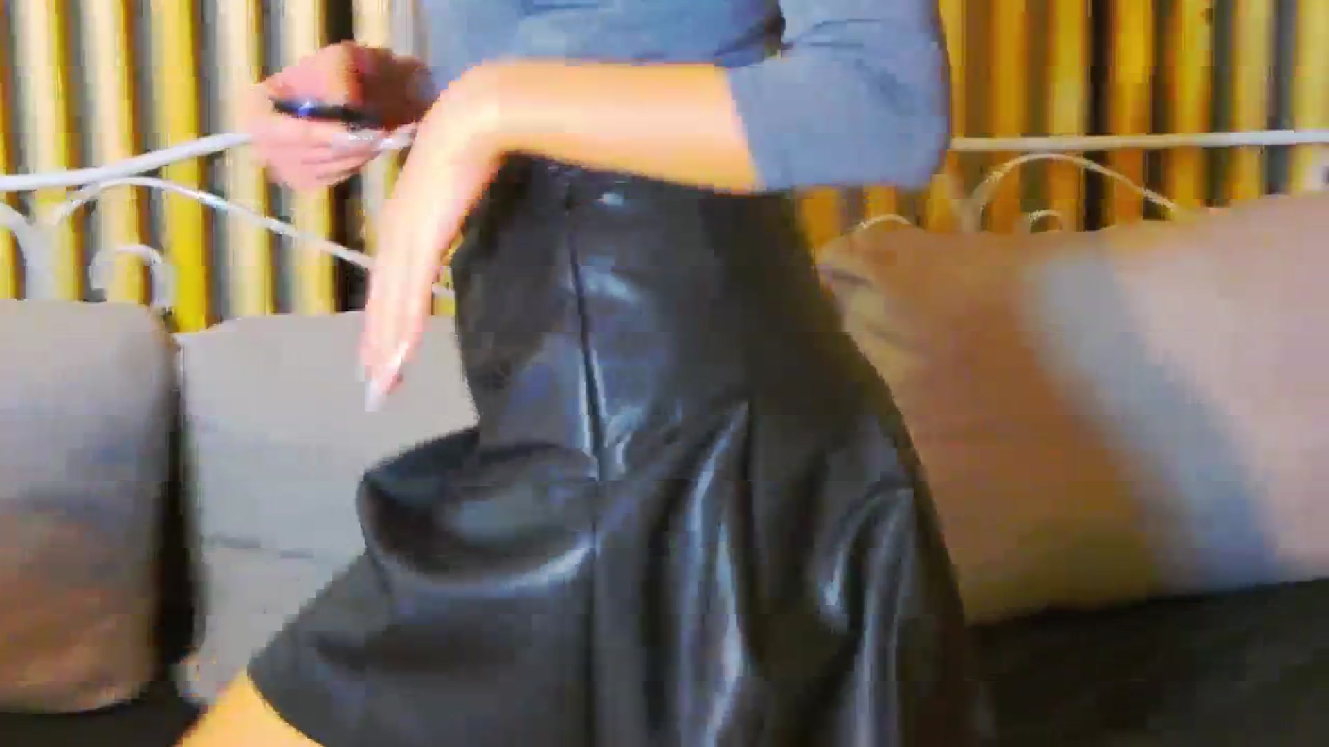 Gallery image thumbnail from Radiance's myfreecams stream on, 01/03/2024, 16:07 image 7 of 20