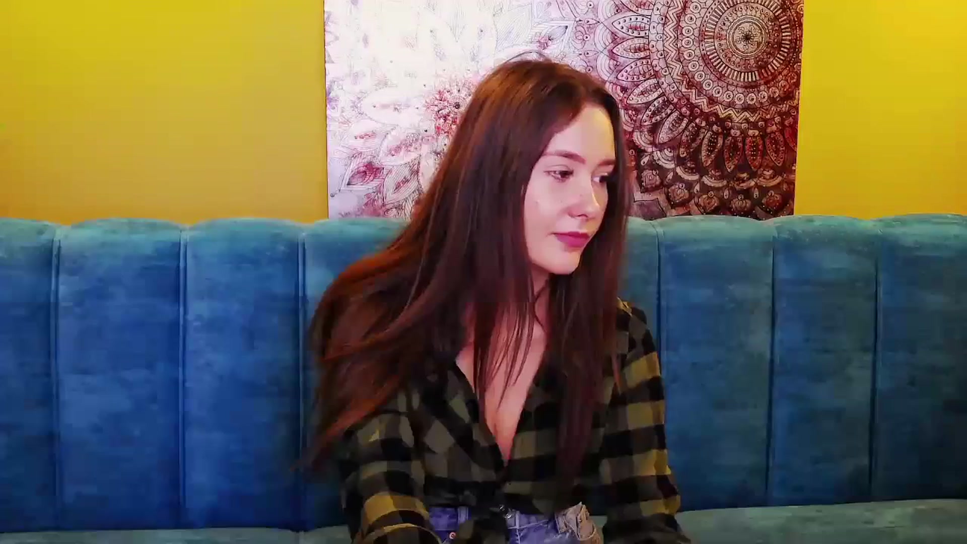 Gallery image thumbnail from Radiance's myfreecams stream on, 01/04/2024, 14:35 image 3 of 20