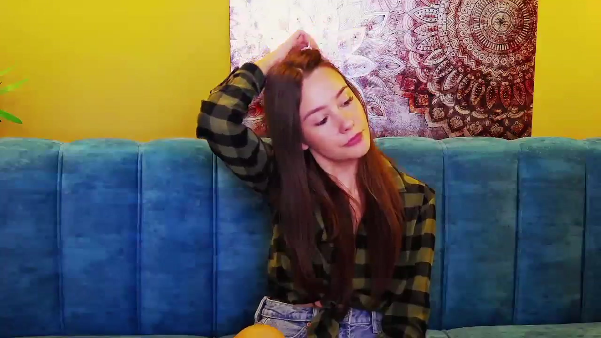 Gallery image thumbnail from Radiance's myfreecams stream on, 01/04/2024, 15:50 image 2 of 20