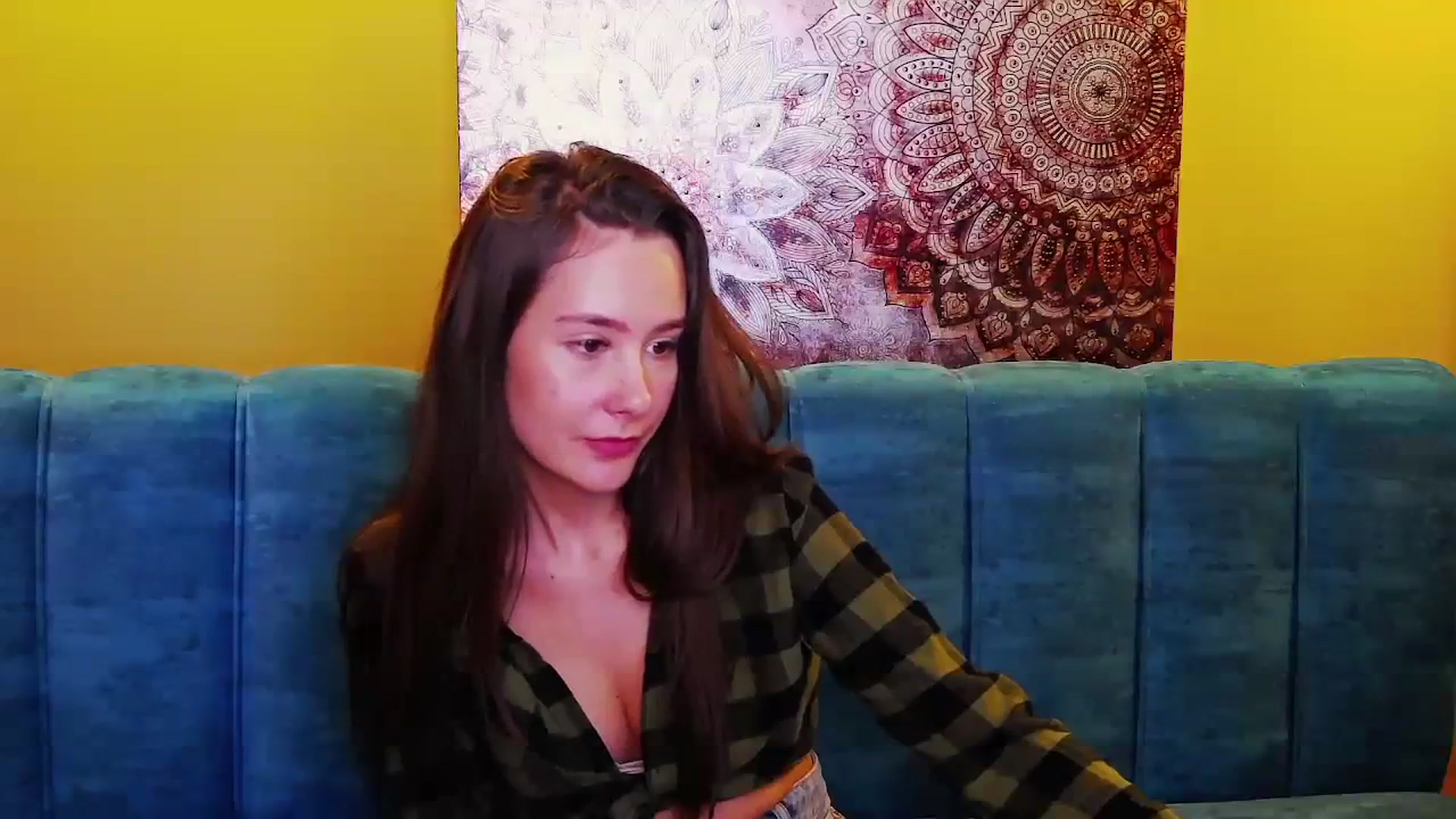 Gallery image thumbnail from Radiance's myfreecams stream on, 01/04/2024, 20:28 image 6 of 20
