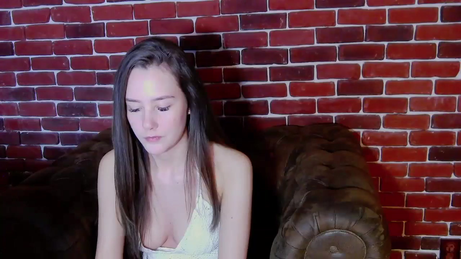 Gallery image thumbnail from Radiance's myfreecams stream on, 01/05/2024, 20:17 image 17 of 20