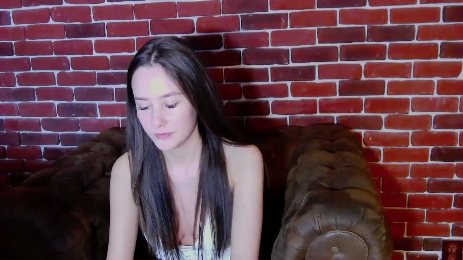 Gallery image thumbnail from Radiance's myfreecams stream on, 01/05/2024, 20:17 image 19 of 20