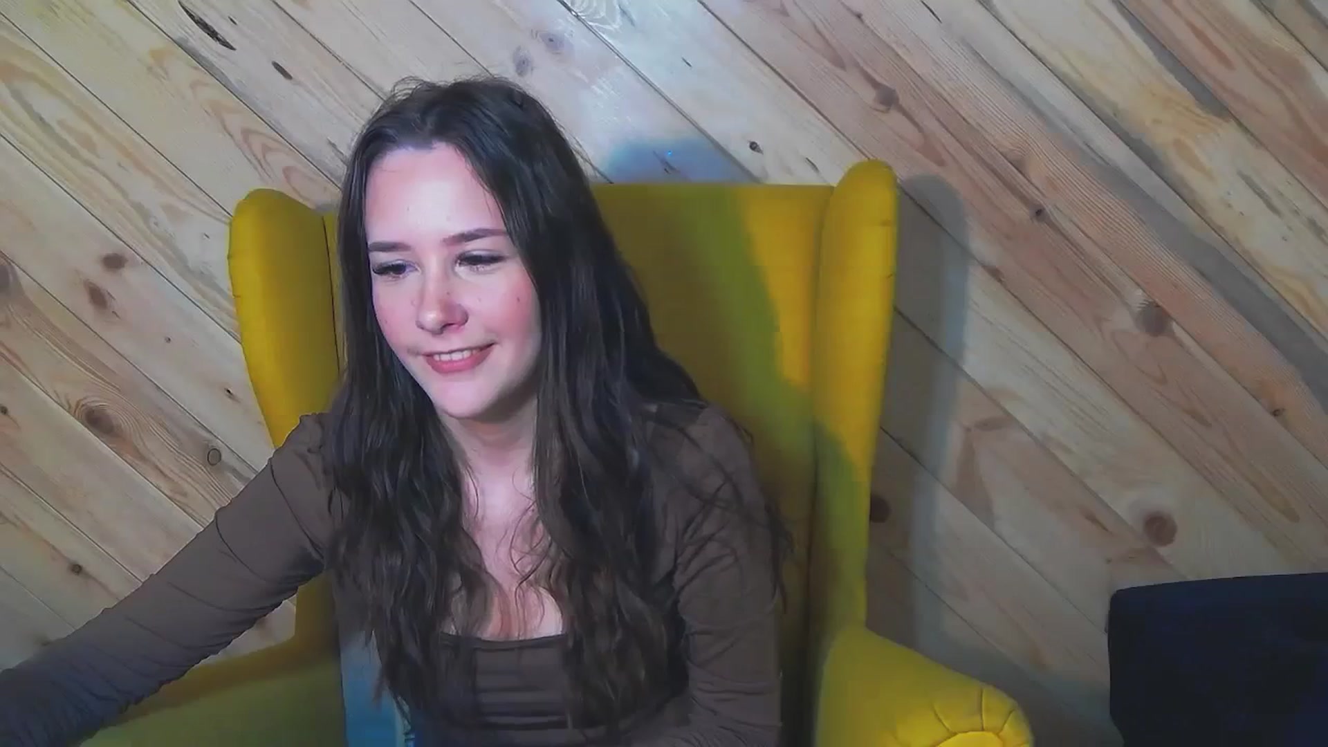 Gallery image thumbnail from Radiance's myfreecams stream on, 01/16/2024, 15:24 image 14 of 20