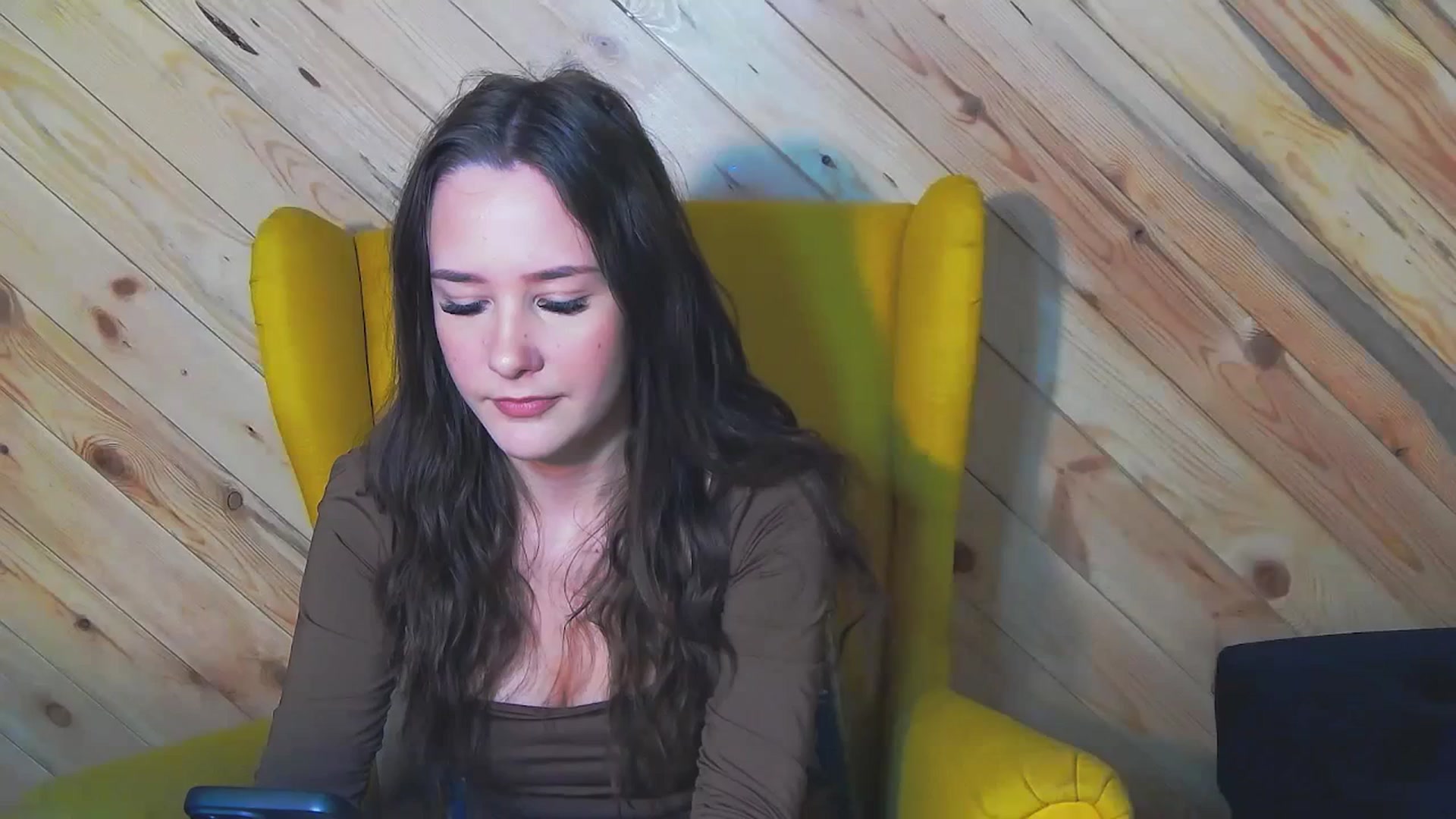 Gallery image thumbnail from Radiance's myfreecams stream on, 01/16/2024, 15:24 image 13 of 20