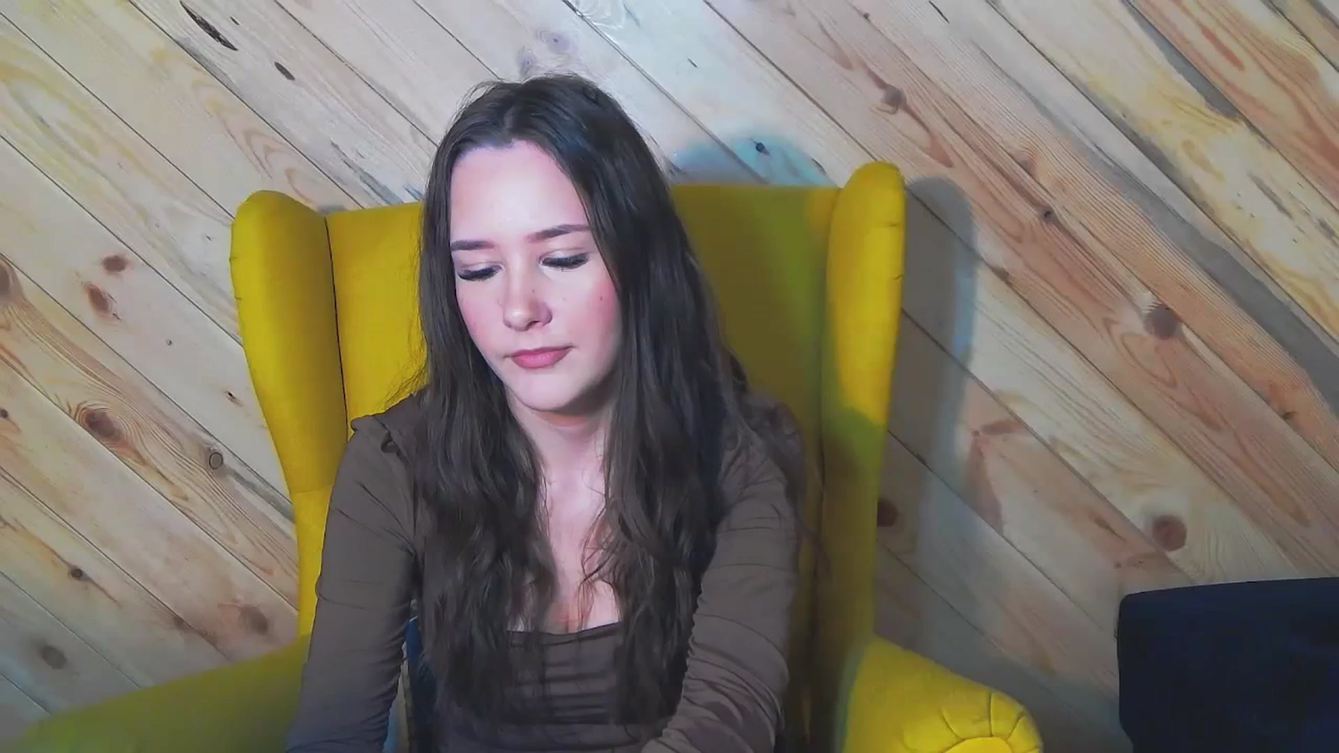 Gallery image thumbnail from Radiance's myfreecams stream on, 01/16/2024, 15:24 image 10 of 20