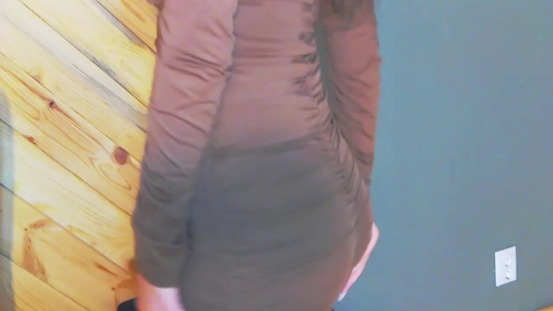 Gallery image thumbnail from Radiance's myfreecams stream on, 01/16/2024, 18:33 image 4 of 20