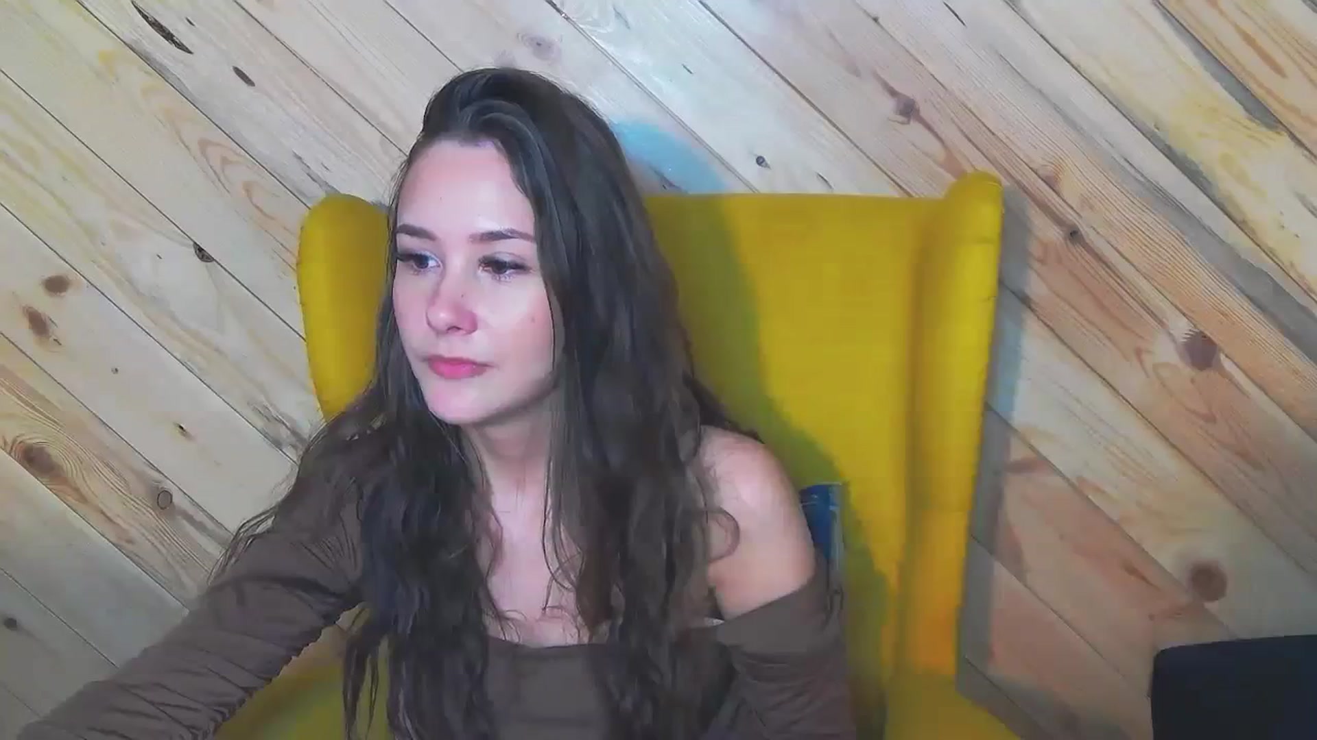 Gallery image thumbnail from Radiance's myfreecams stream on, 01/16/2024, 20:22 image 12 of 20