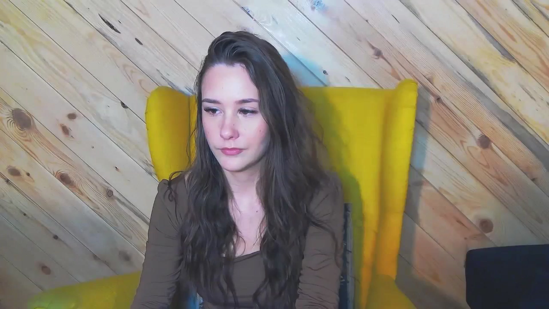 Gallery image thumbnail from Radiance's myfreecams stream on, 01/16/2024, 20:22 image 6 of 20