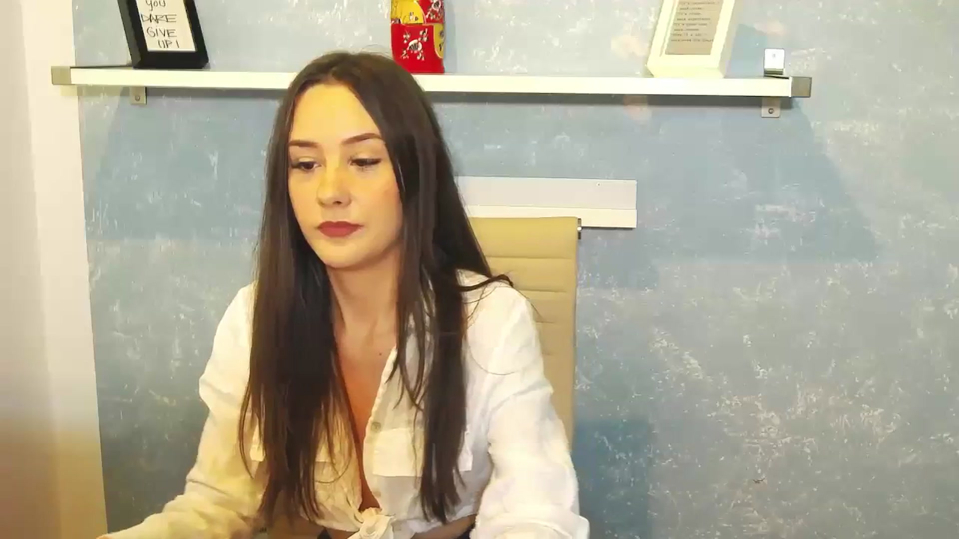 Gallery image thumbnail from Radiance's myfreecams stream on, 01/25/2024, 16:55 image 3 of 20