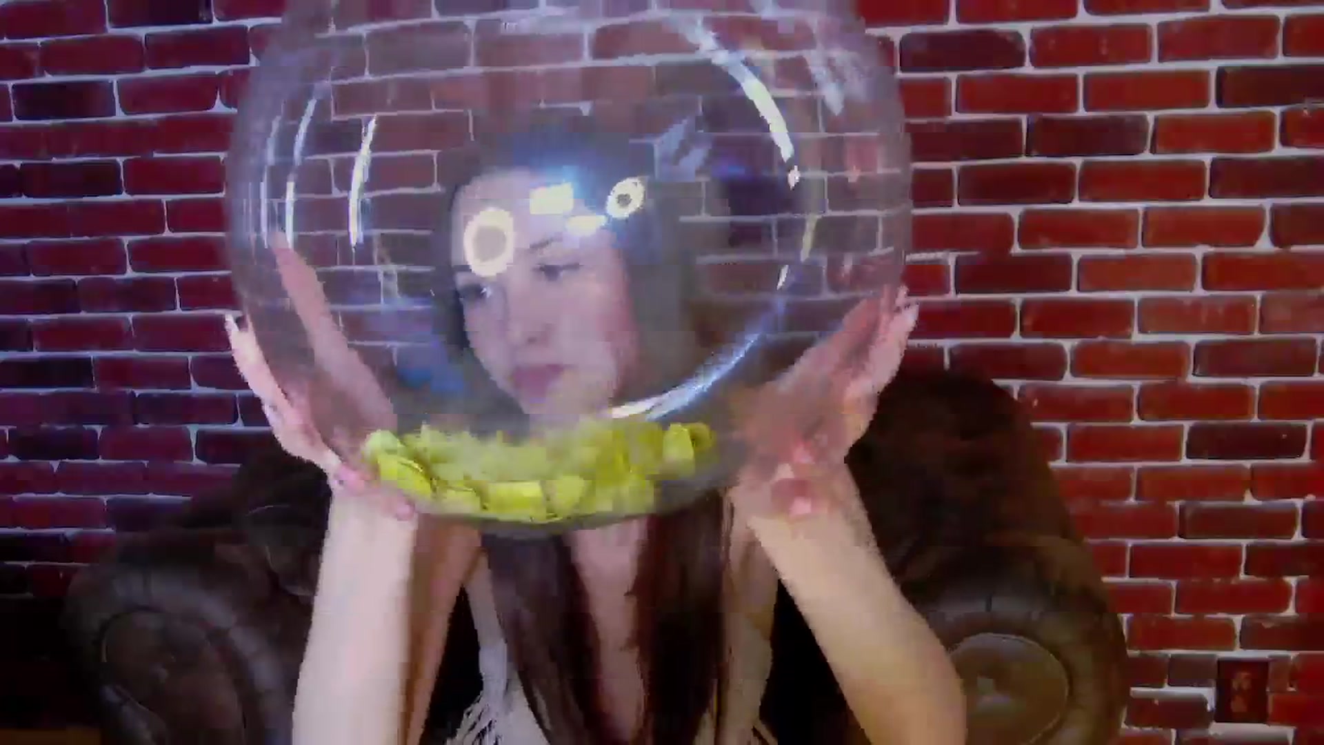Gallery image thumbnail from Radiance's myfreecams stream on, 01/28/2024, 16:00 image 20 of 20