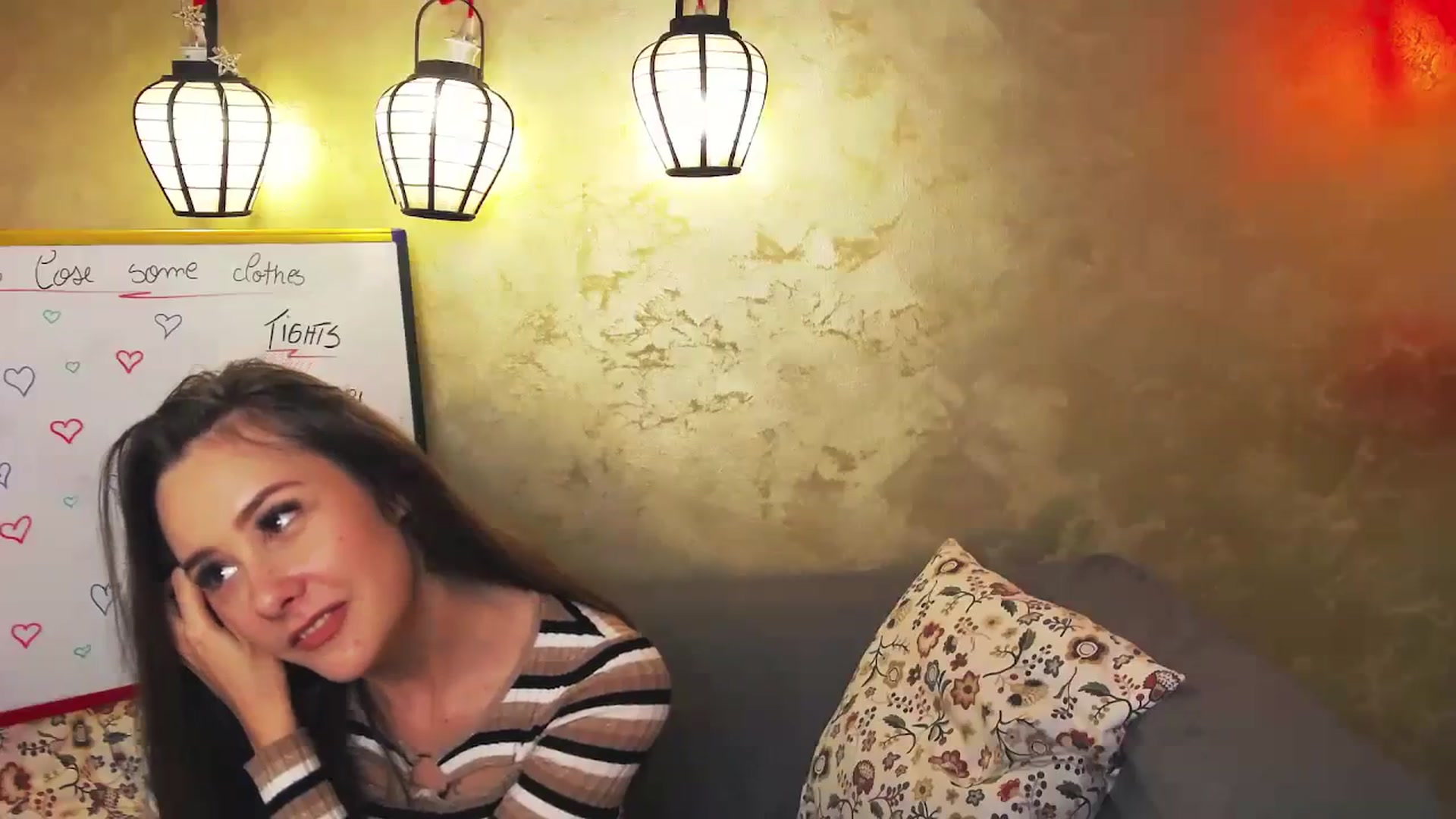Gallery image thumbnail from Radiance's myfreecams stream on, 02/12/2024, 19:39 image 6 of 20