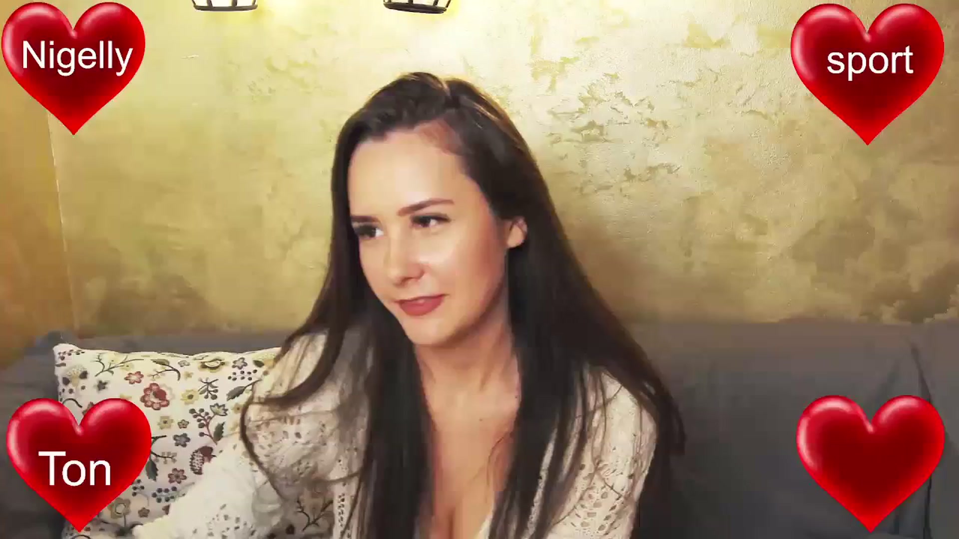 Gallery image thumbnail from Radiance's myfreecams stream on, 02/14/2024, 20:53 image 1 of 20