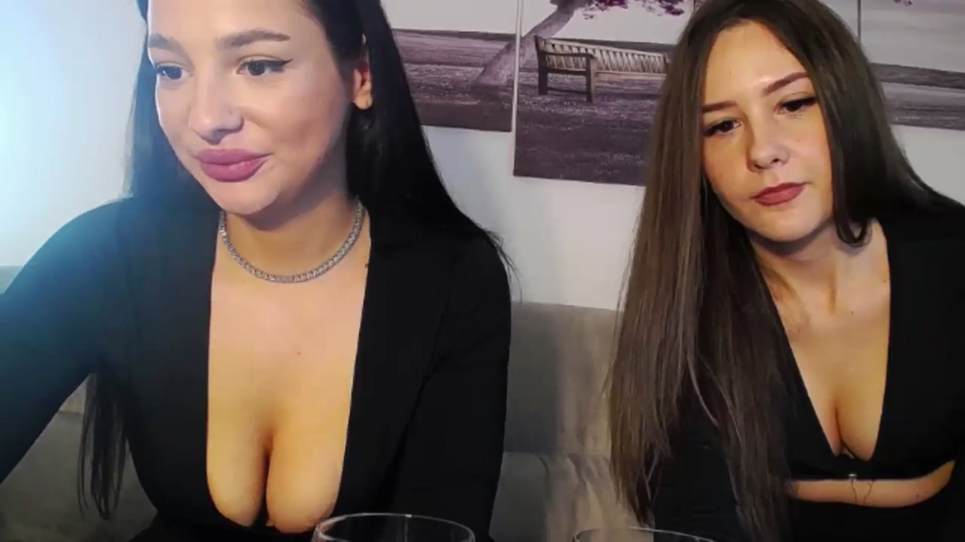 Gallery image thumbnail from Radiance's myfreecams stream on, 02/16/2024, 15:44 image 5 of 20
