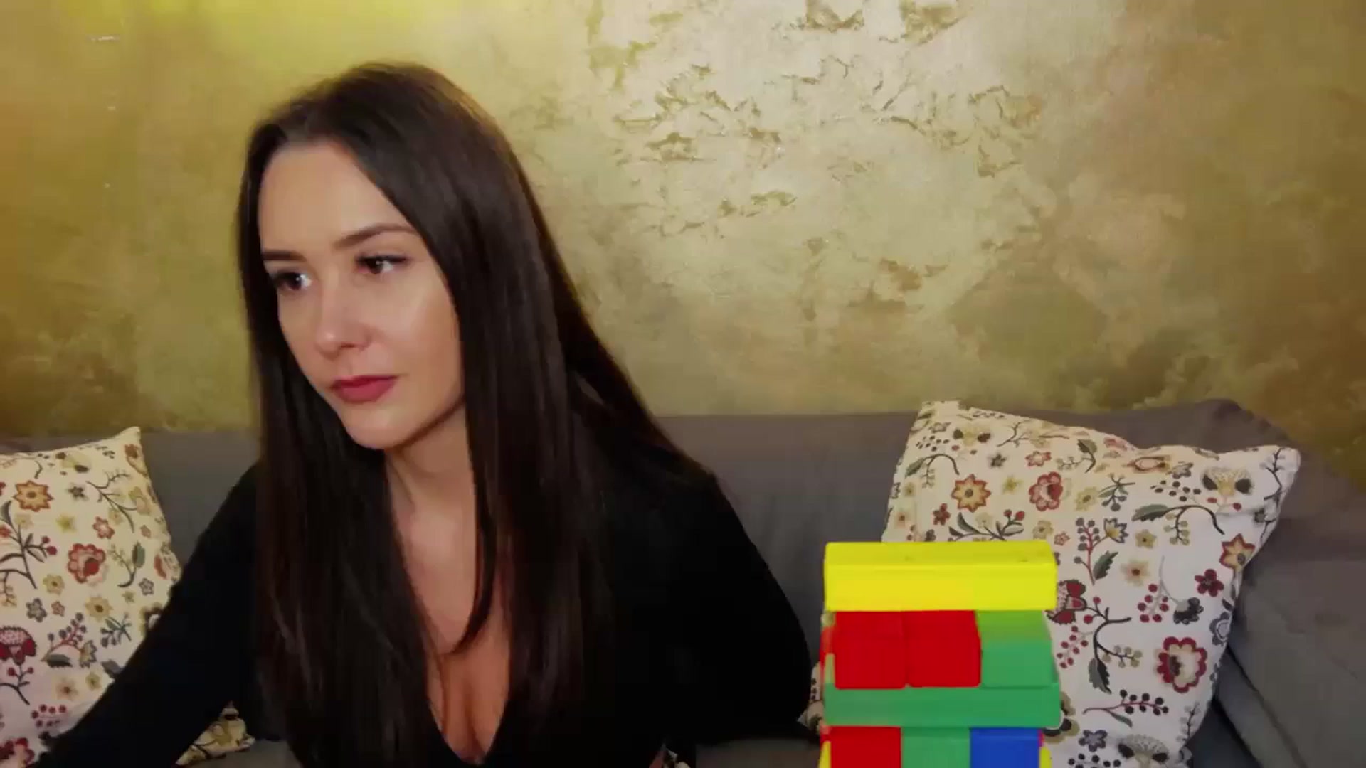 Gallery image thumbnail from Radiance's myfreecams stream on, 02/20/2024, 20:52 image 5 of 20