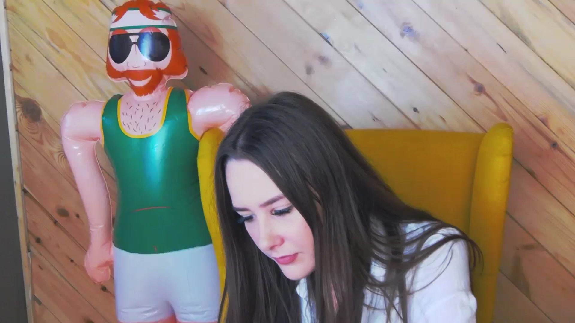 Gallery image thumbnail from Radiance's myfreecams stream on, 02/21/2024, 14:59 image 10 of 20