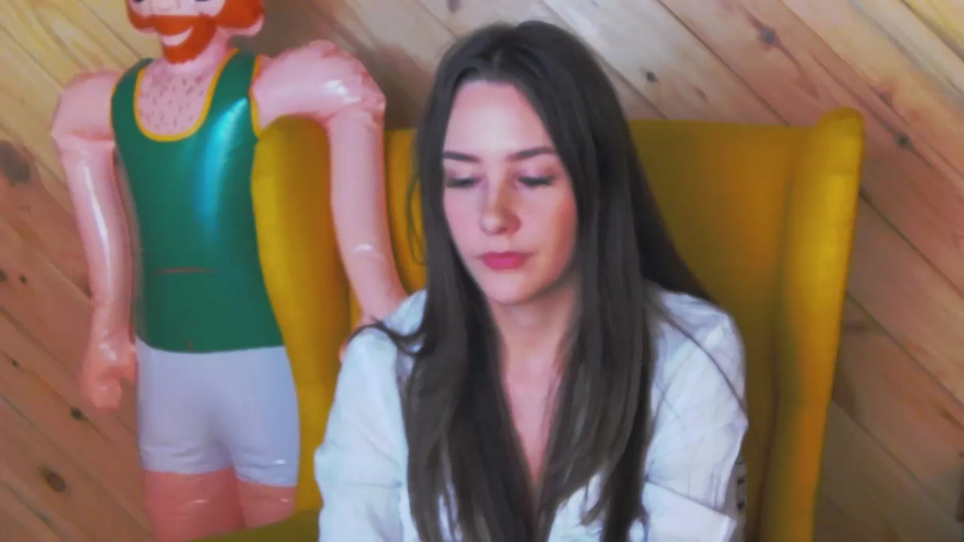 Gallery image thumbnail from Radiance's myfreecams stream on, 02/21/2024, 18:21 image 20 of 20