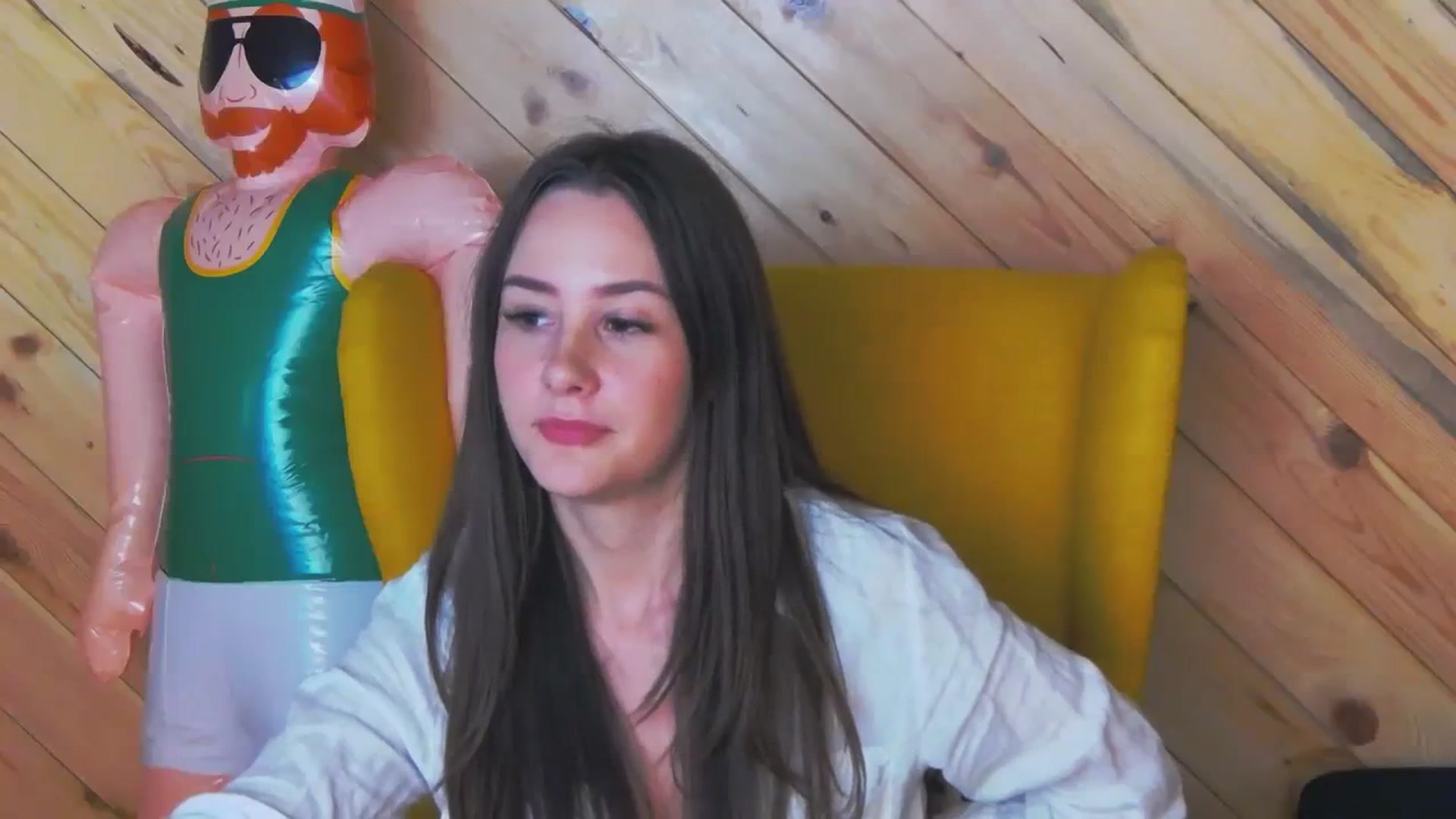 Gallery image thumbnail from Radiance's myfreecams stream on, 02/21/2024, 20:34 image 4 of 20