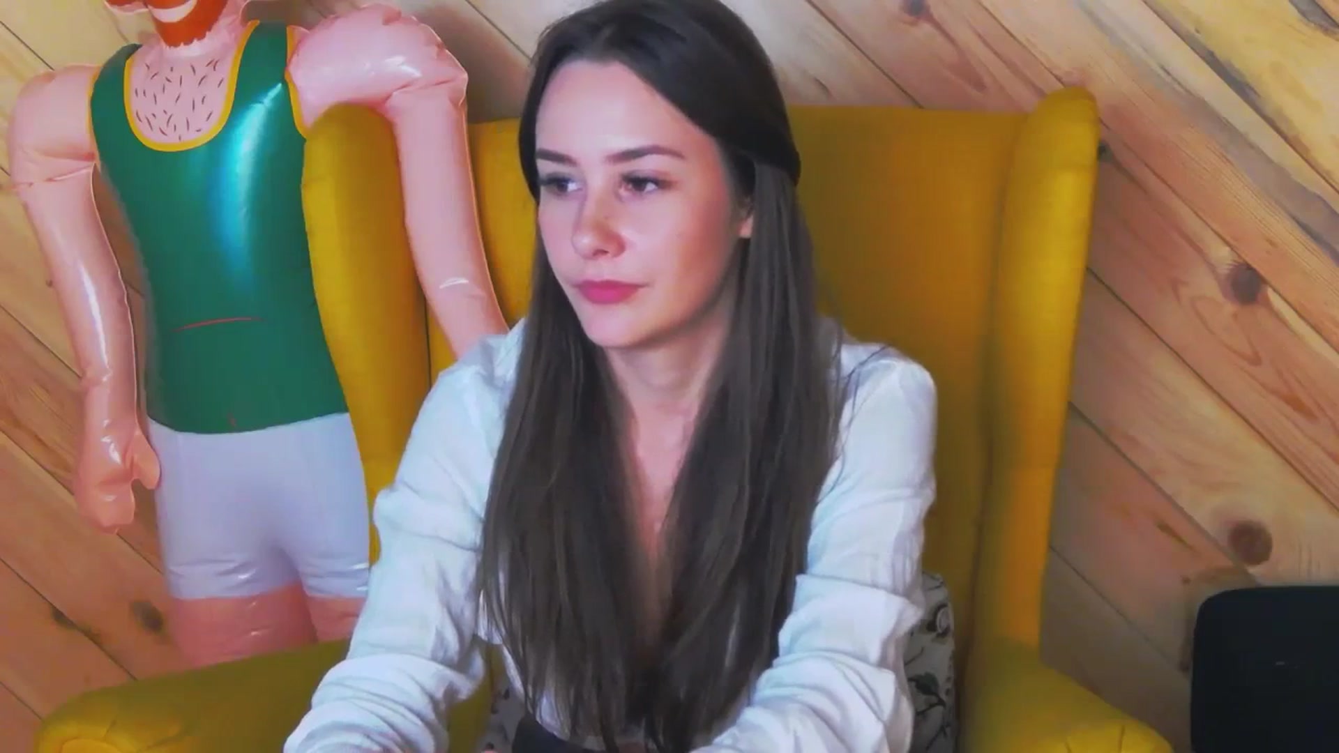 Gallery image thumbnail from Radiance's myfreecams stream on, 02/21/2024, 20:34 image 20 of 20