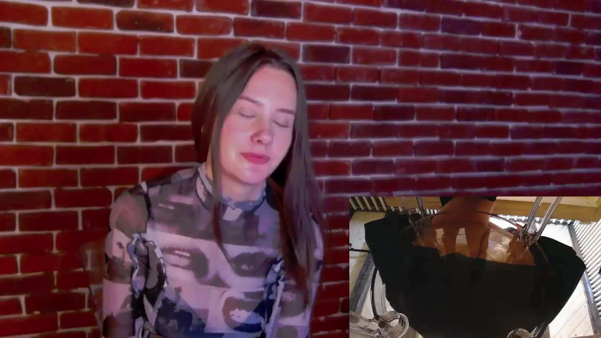 Gallery image thumbnail from Radiance's myfreecams stream on, 03/10/2024, 23:42 image 14 of 20