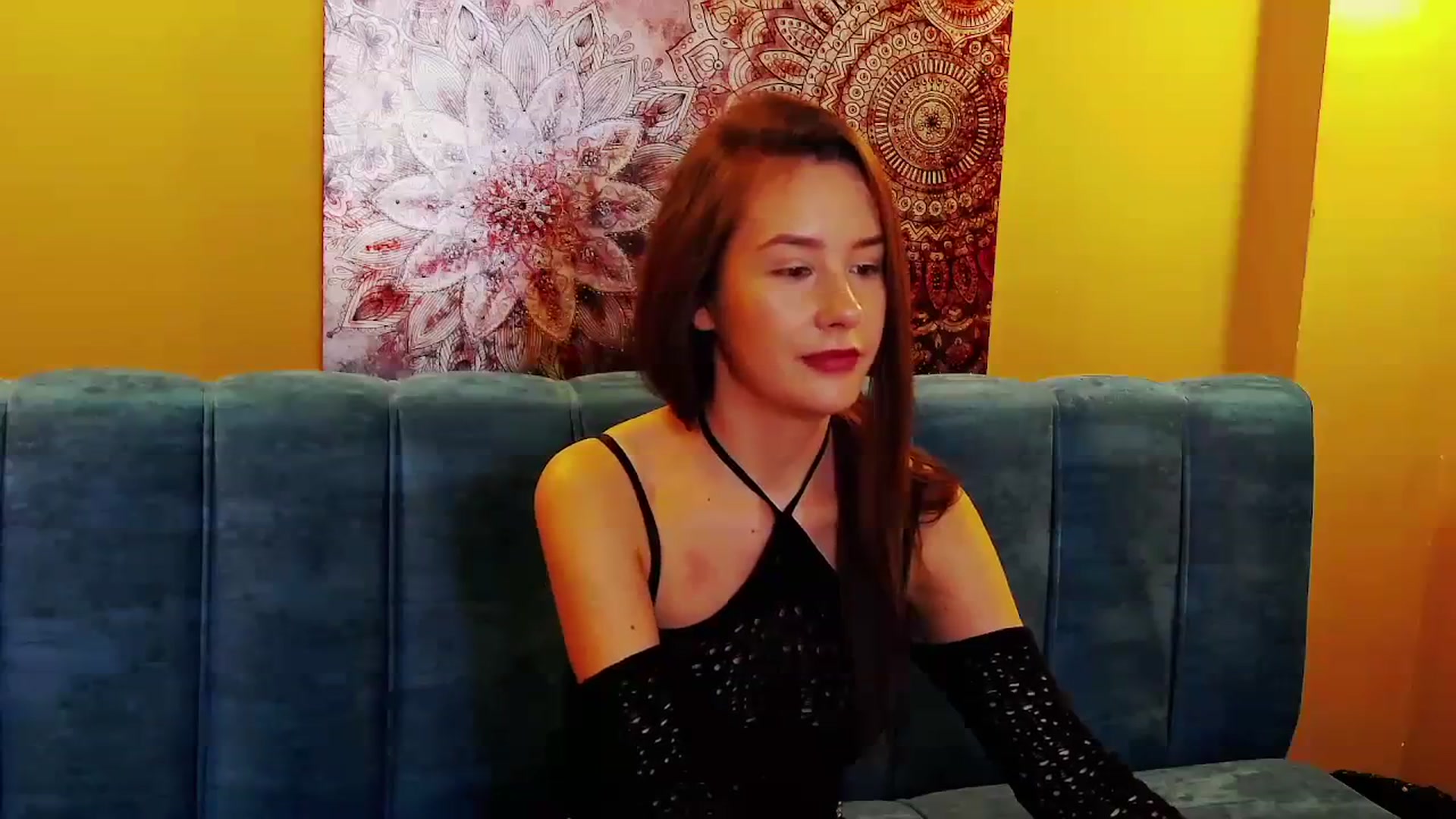 Gallery image thumbnail from Radiance's myfreecams stream on, 03/12/2024, 15:47 image 11 of 20
