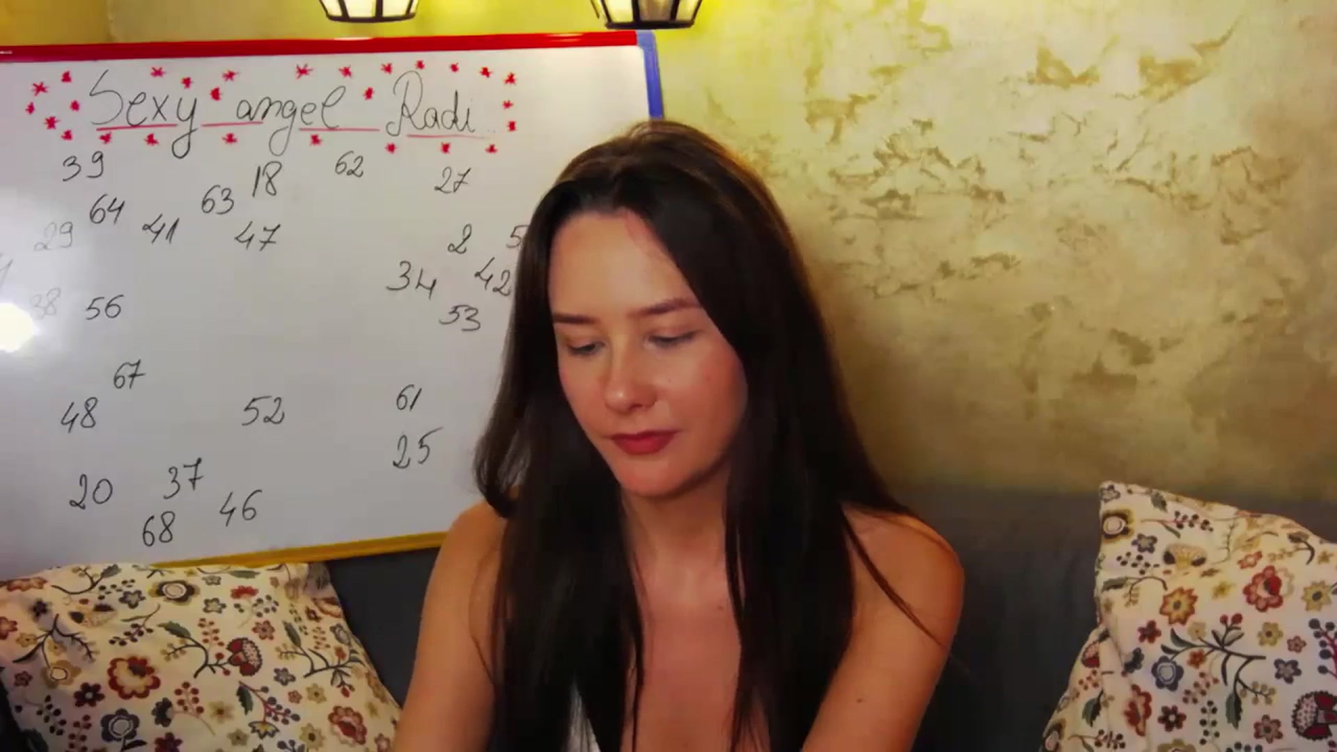 Gallery image thumbnail from Radiance's myfreecams stream on, 03/13/2024, 19:42 image 15 of 20