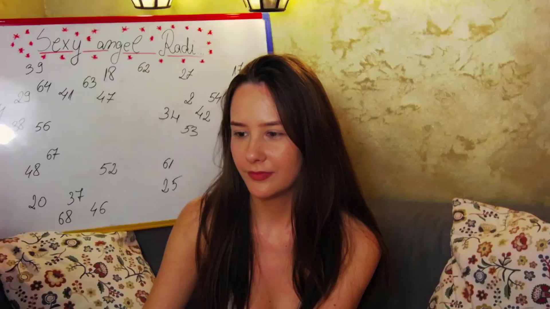 Gallery image thumbnail from Radiance's myfreecams stream on, 03/13/2024, 19:42 image 19 of 20