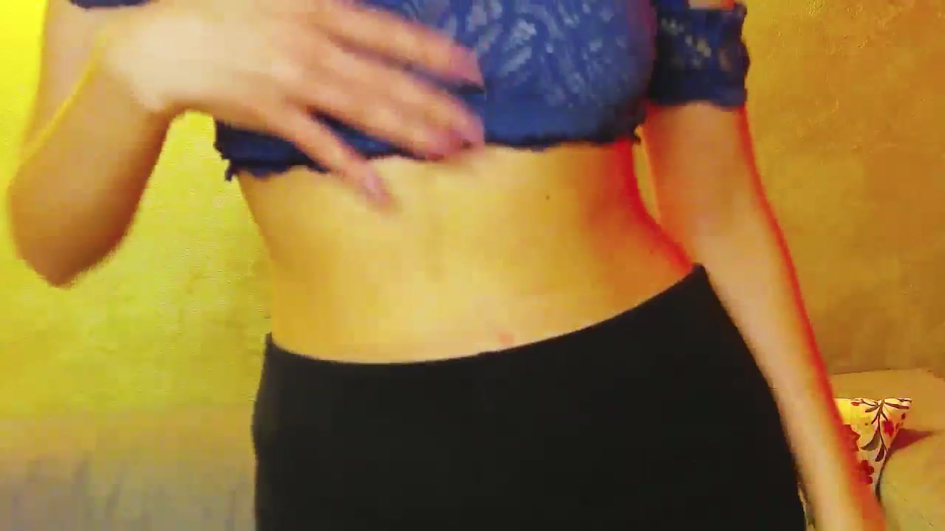 Gallery image thumbnail from Radiance's myfreecams stream on, 04/06/2024, 17:22 image 20 of 20