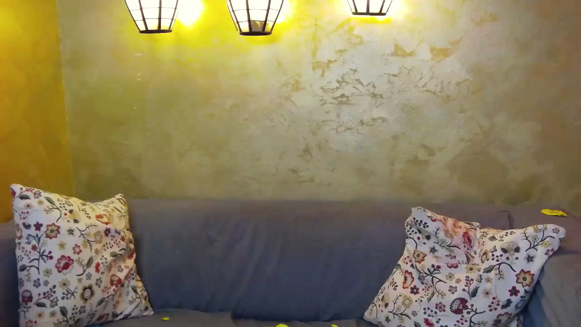 Gallery image thumbnail from Radiance's myfreecams stream on, 04/12/2024, 13:35 image 18 of 20
